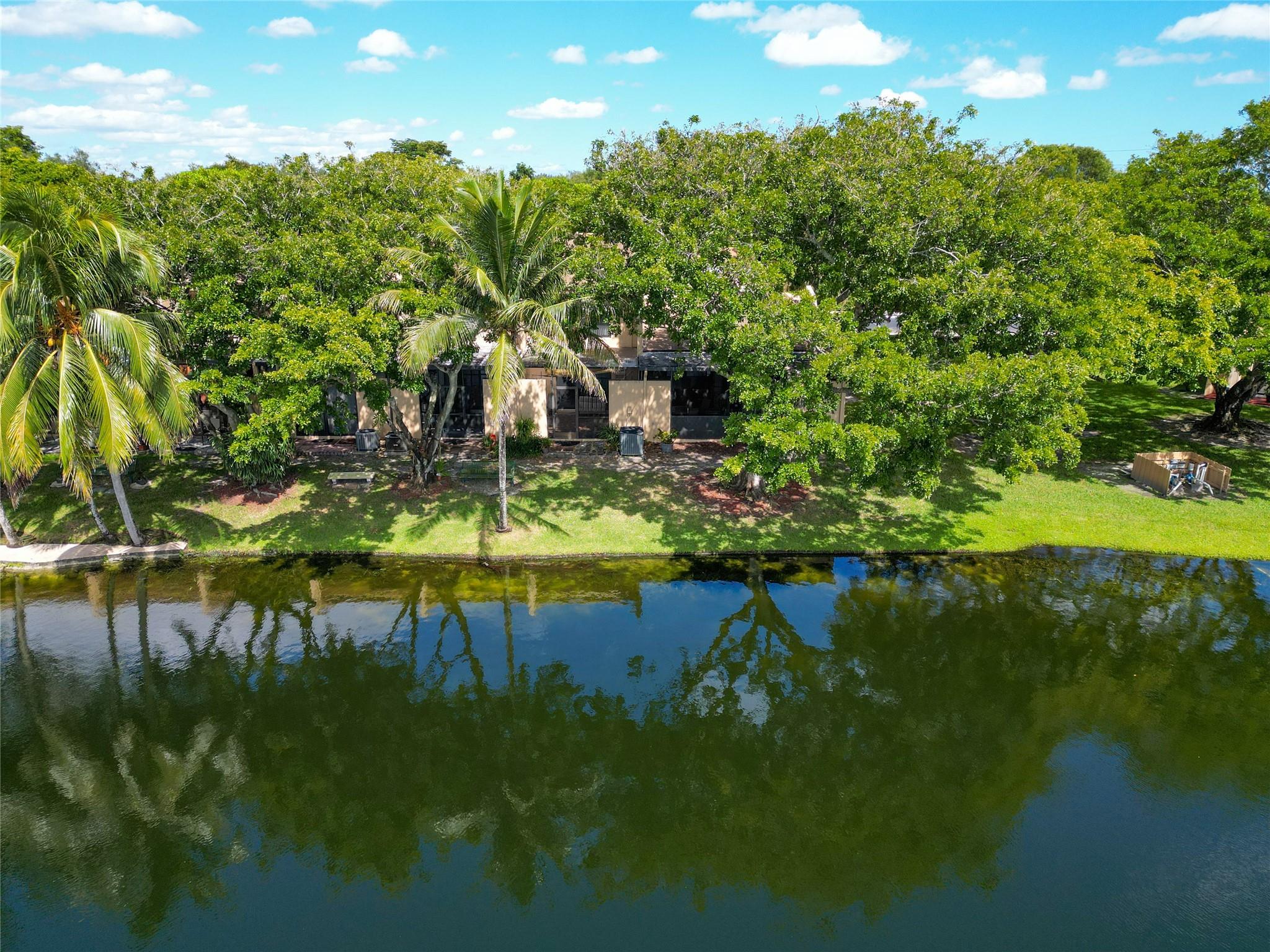 Homes for sale in Pembroke Pines, FL | 1424 Nw 97Th Ter #280, Pembroke Pines, FL 33024 | MLS# F10531369