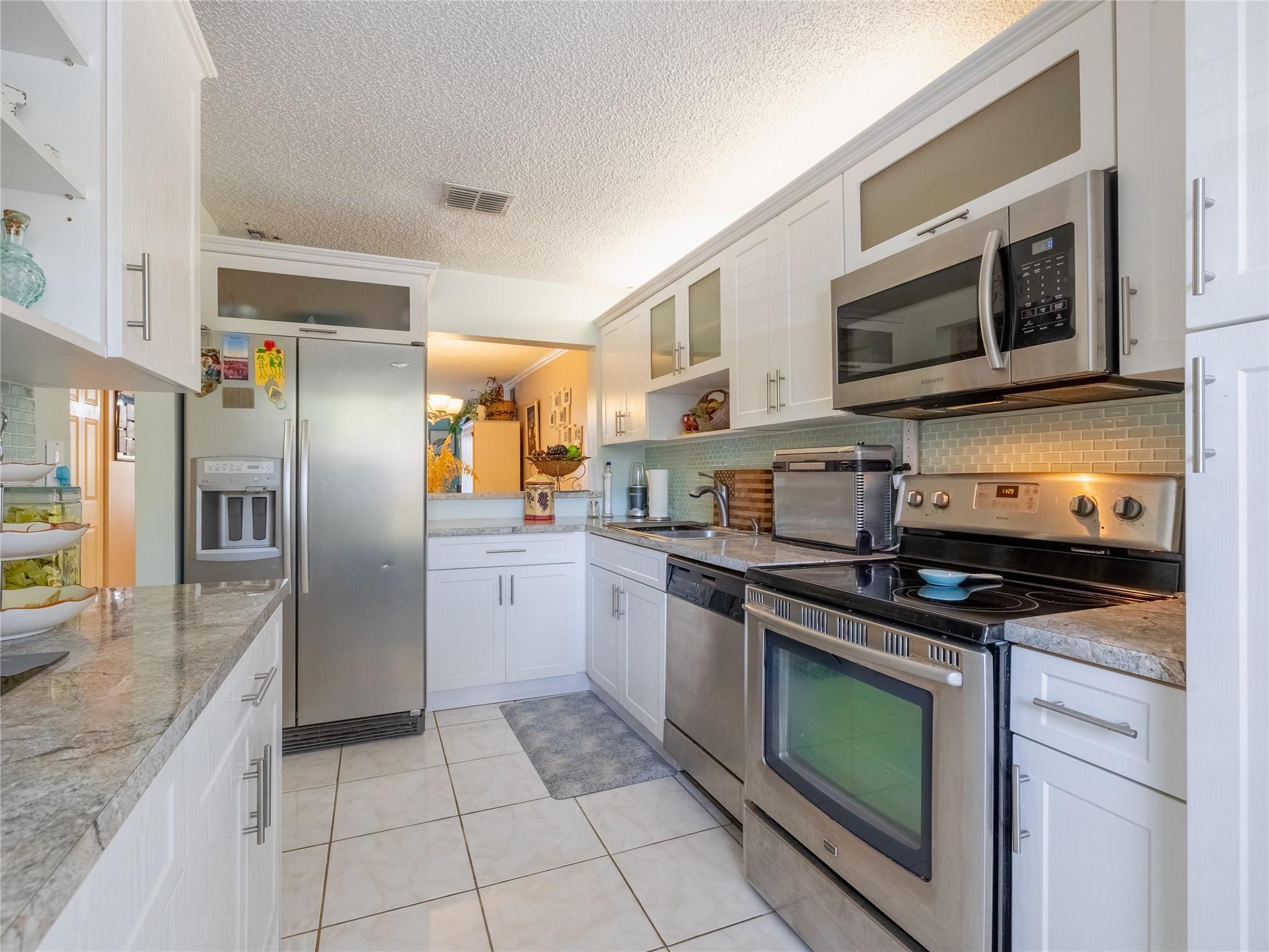 Homes for sale in Pembroke Pines, FL | 1424 Nw 97Th Ter #280, Pembroke Pines, FL 33024 | MLS# F10531369