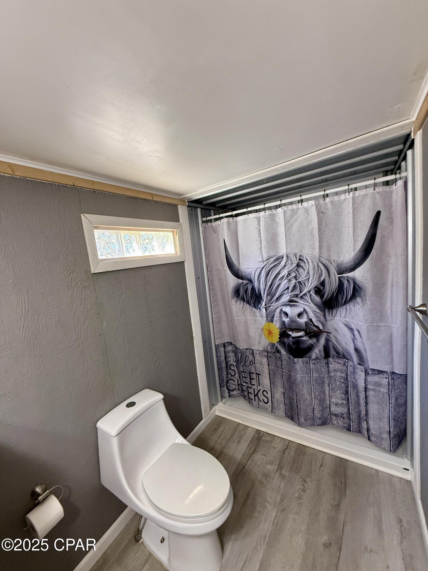 Image 13 For 5678 Hummingbird Road