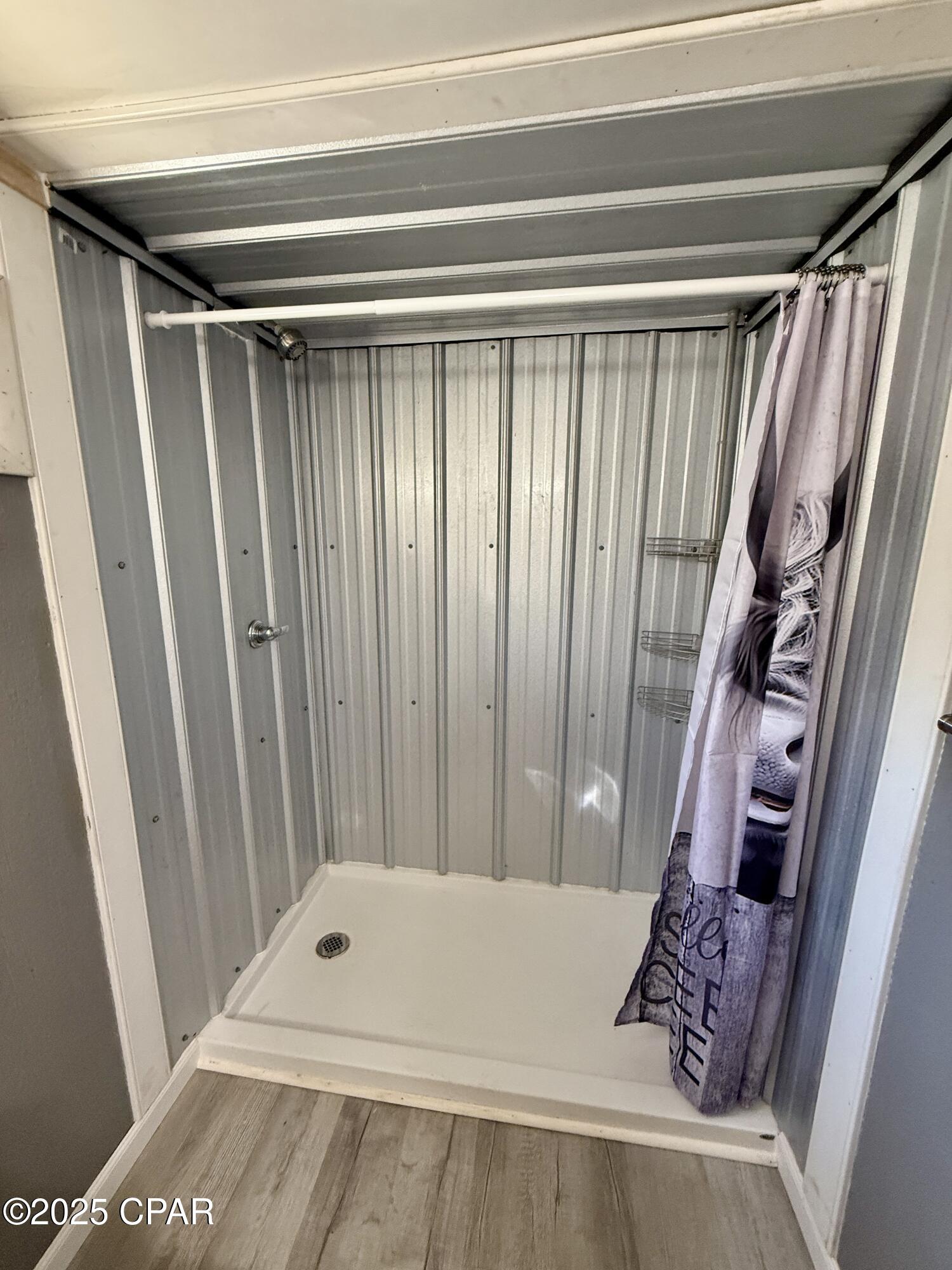 Image 14 For 5678 Hummingbird Road