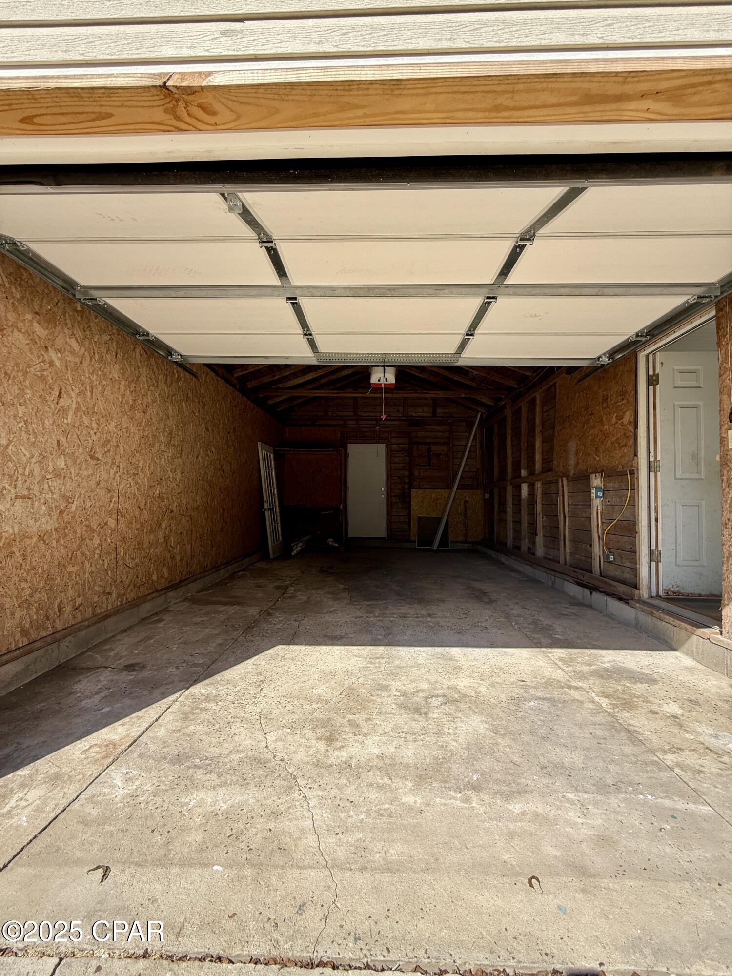 Image 16 For 5678 Hummingbird Road