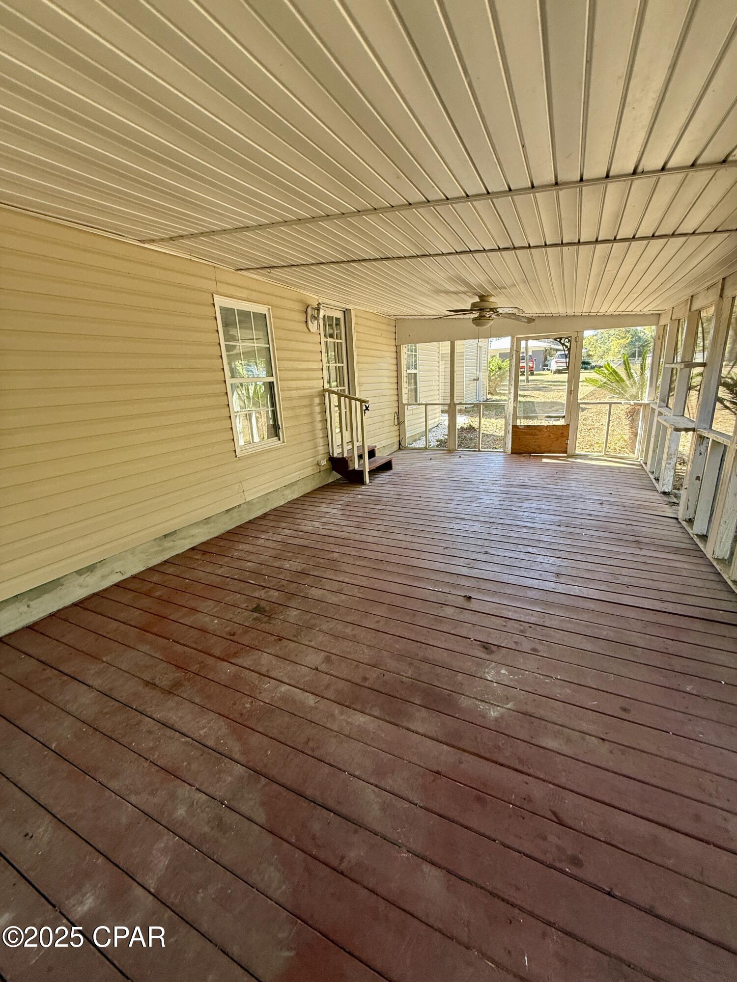 Homes for sale in Bascom, FL | 5678 Hummingbird Rd, Bascom, FL 32423 | MLS# 780611