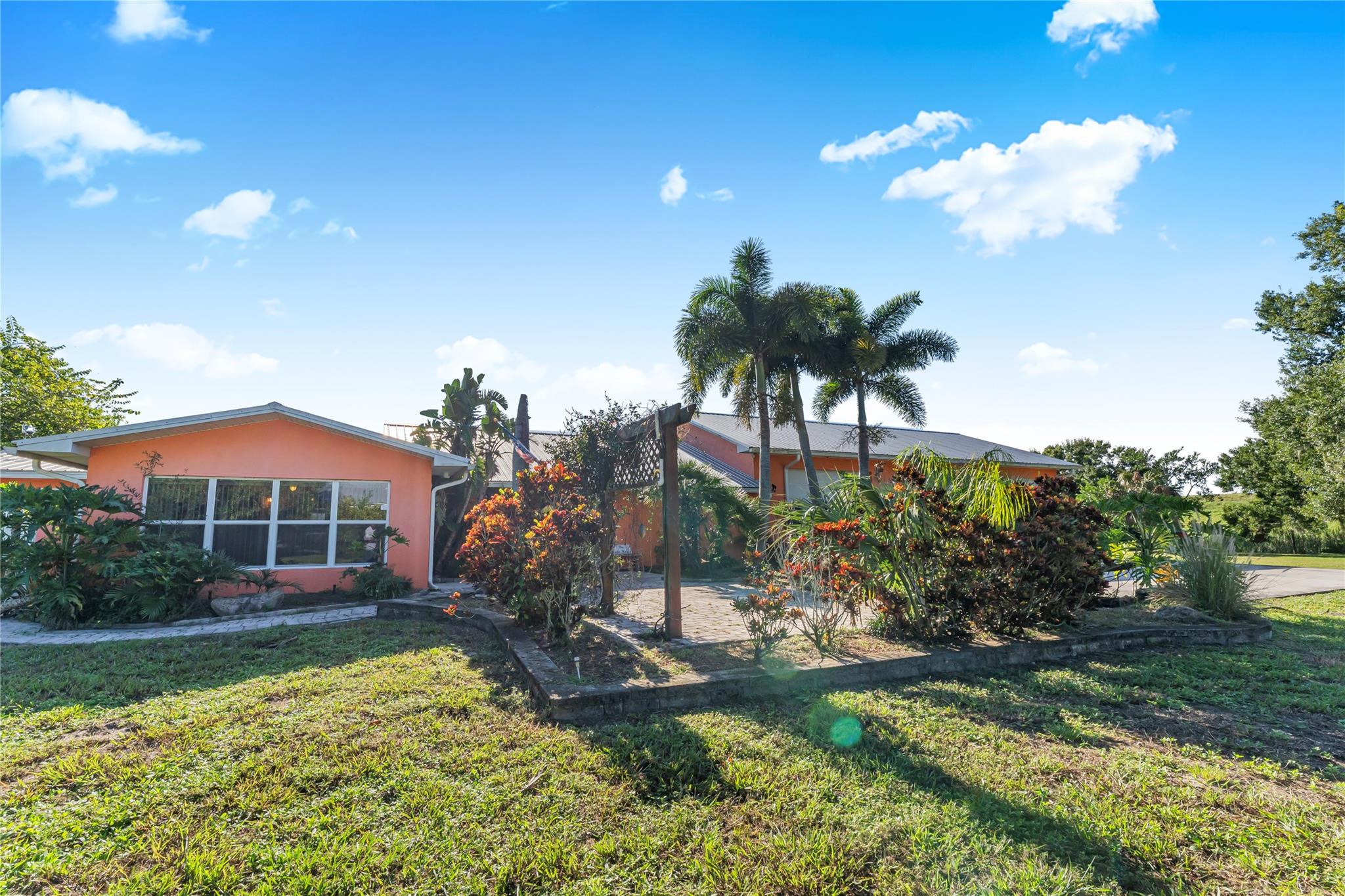 Homes for sale in Okeechobee, FL | 4420 Us Hwy 441, Okeechobee, FL 34974 | MLS# F10532535