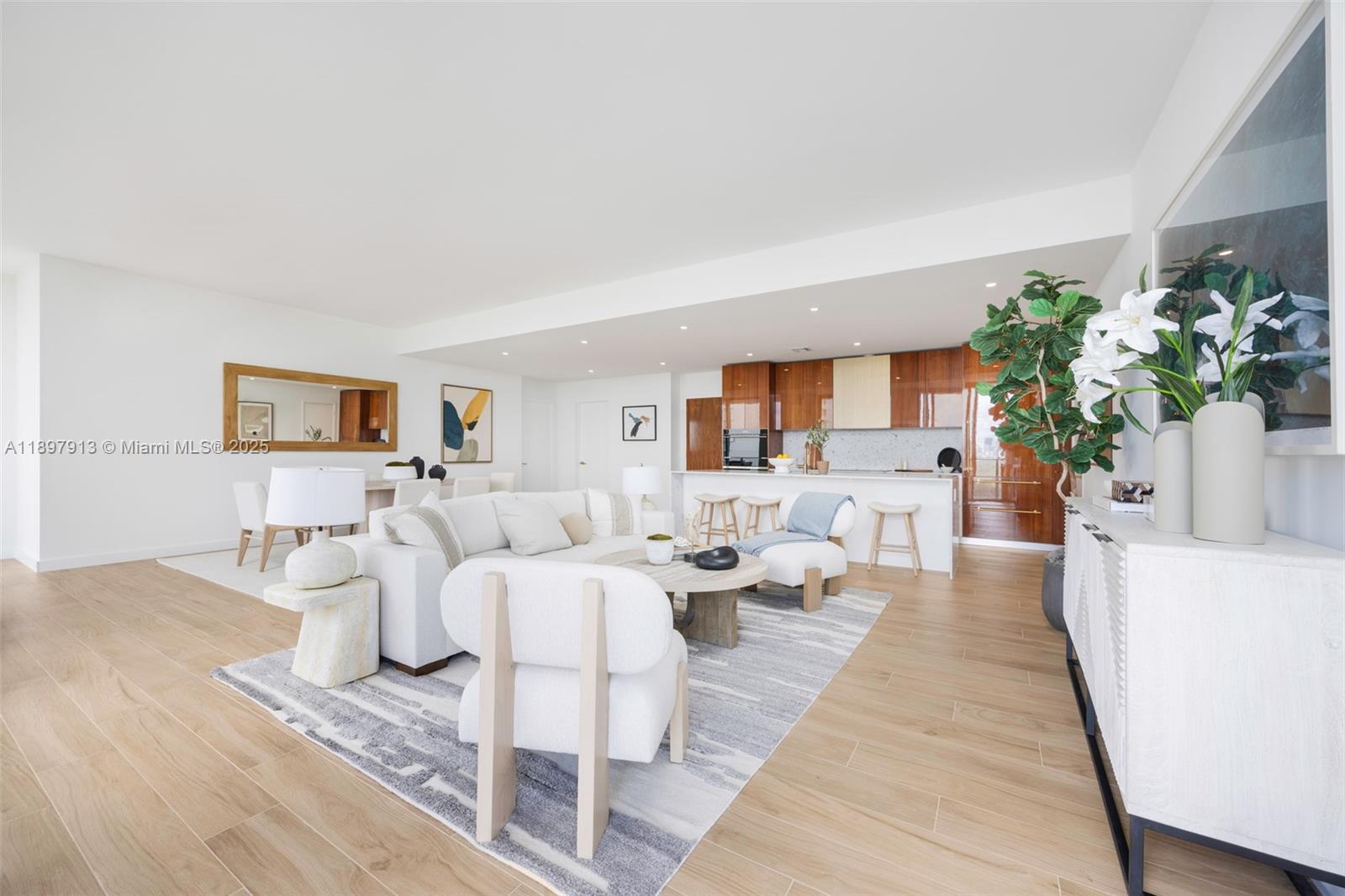 Homes for sale in Coconut Grove, FL | 2678 Tigertail Ave #1706, Coconut Grove, FL 33133 | MLS# A11897913