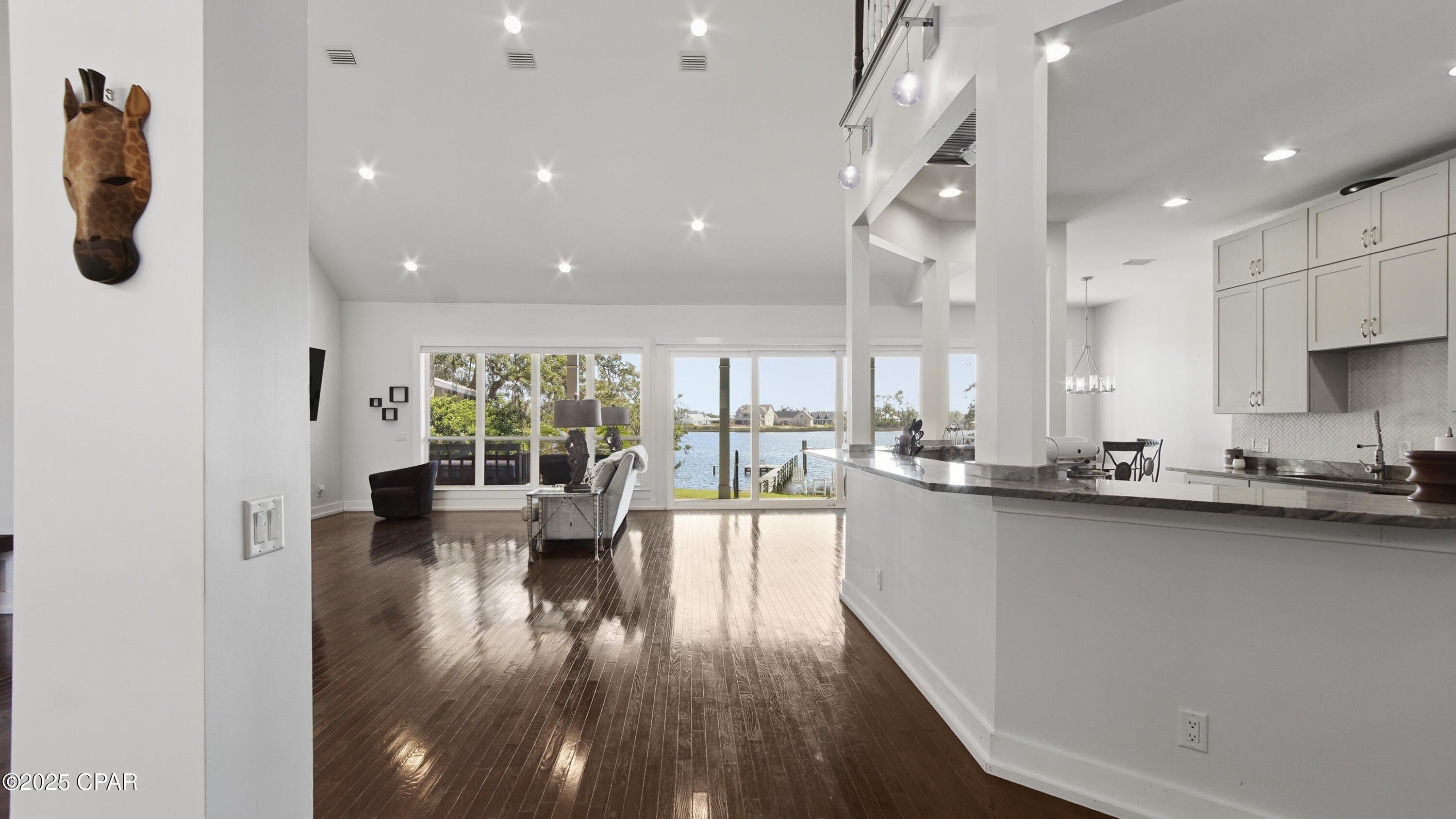 Image 13 For 2502 Country Club Drive