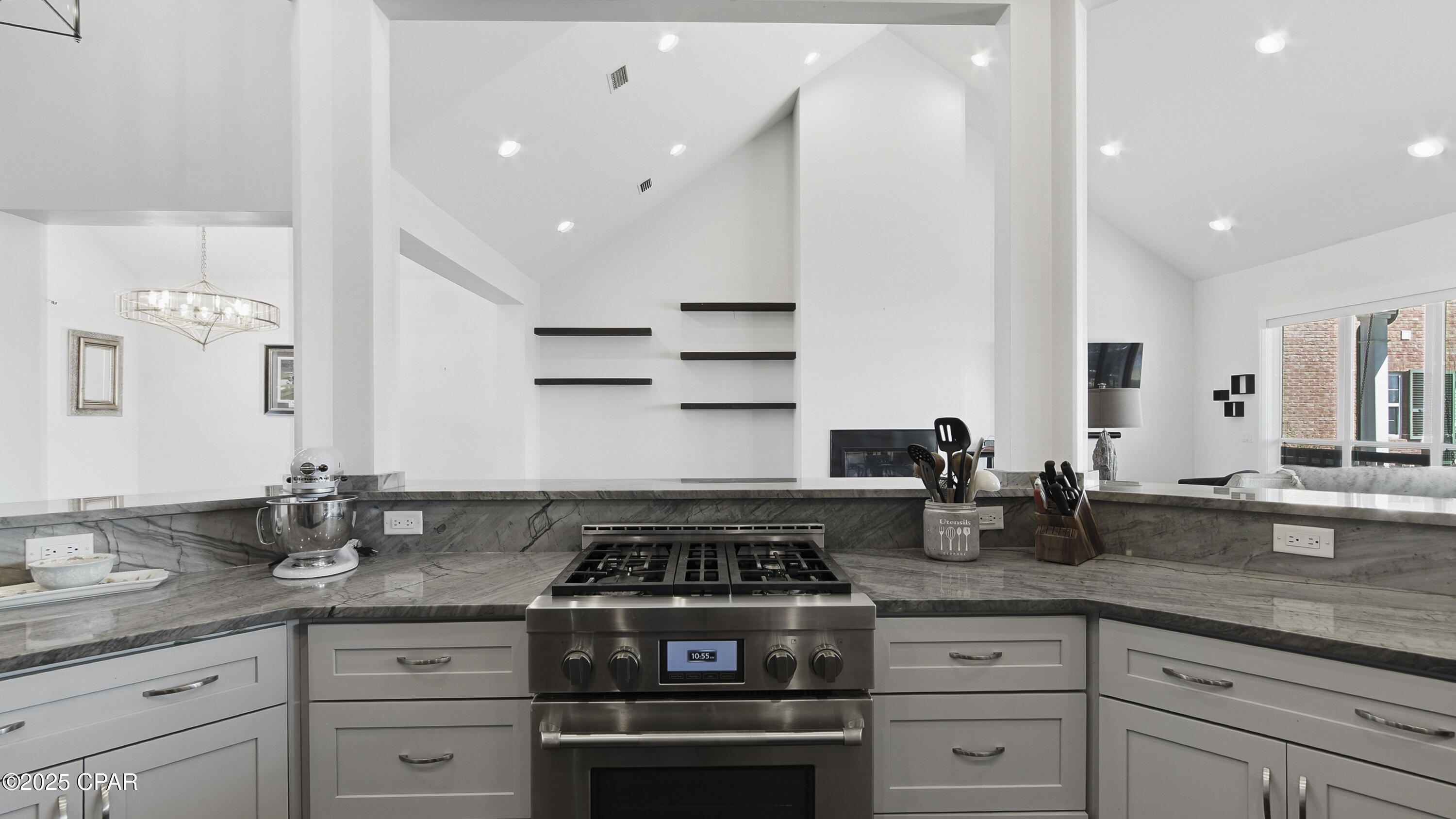 Image 22 For 2502 Country Club Drive