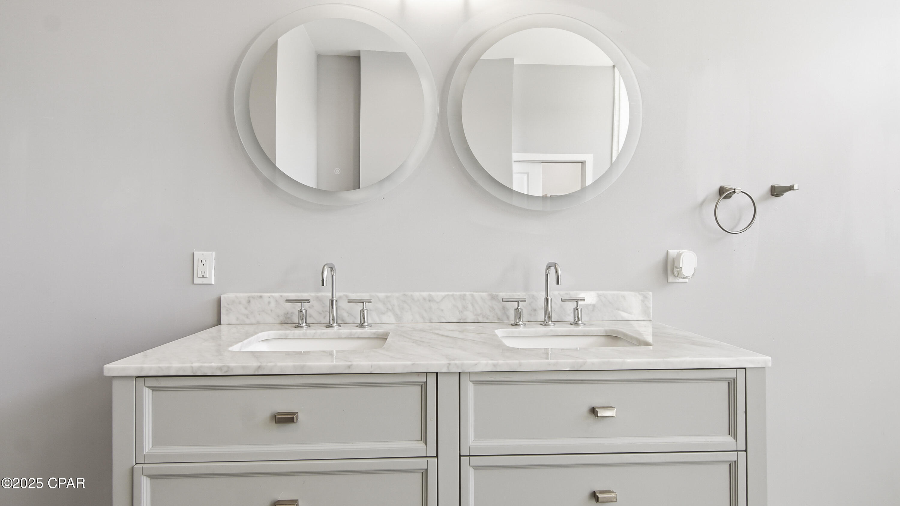 Image 29 For 2502 Country Club Drive