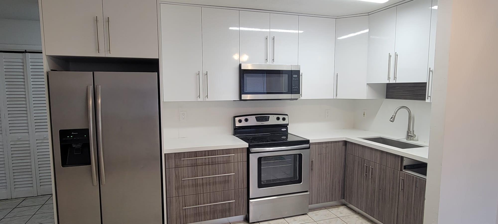 Homes for sale in Hollywood, FL | 2245 Sheridan St, Hollywood, FL 33020 | MLS# F10532563