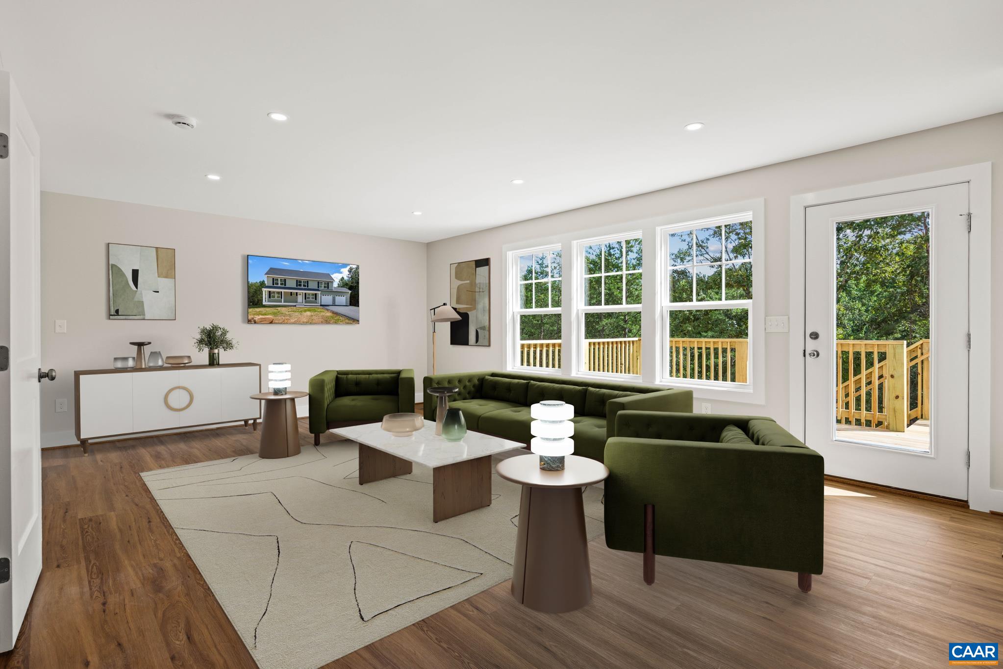 242 Palmer Pl