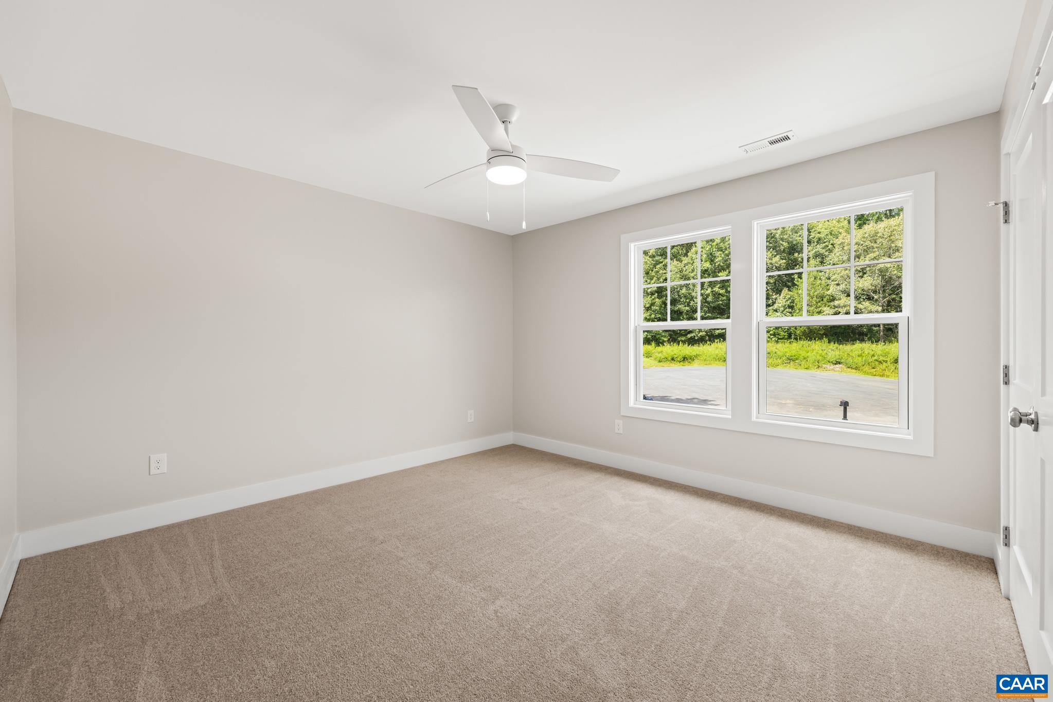 242 Palmer Pl