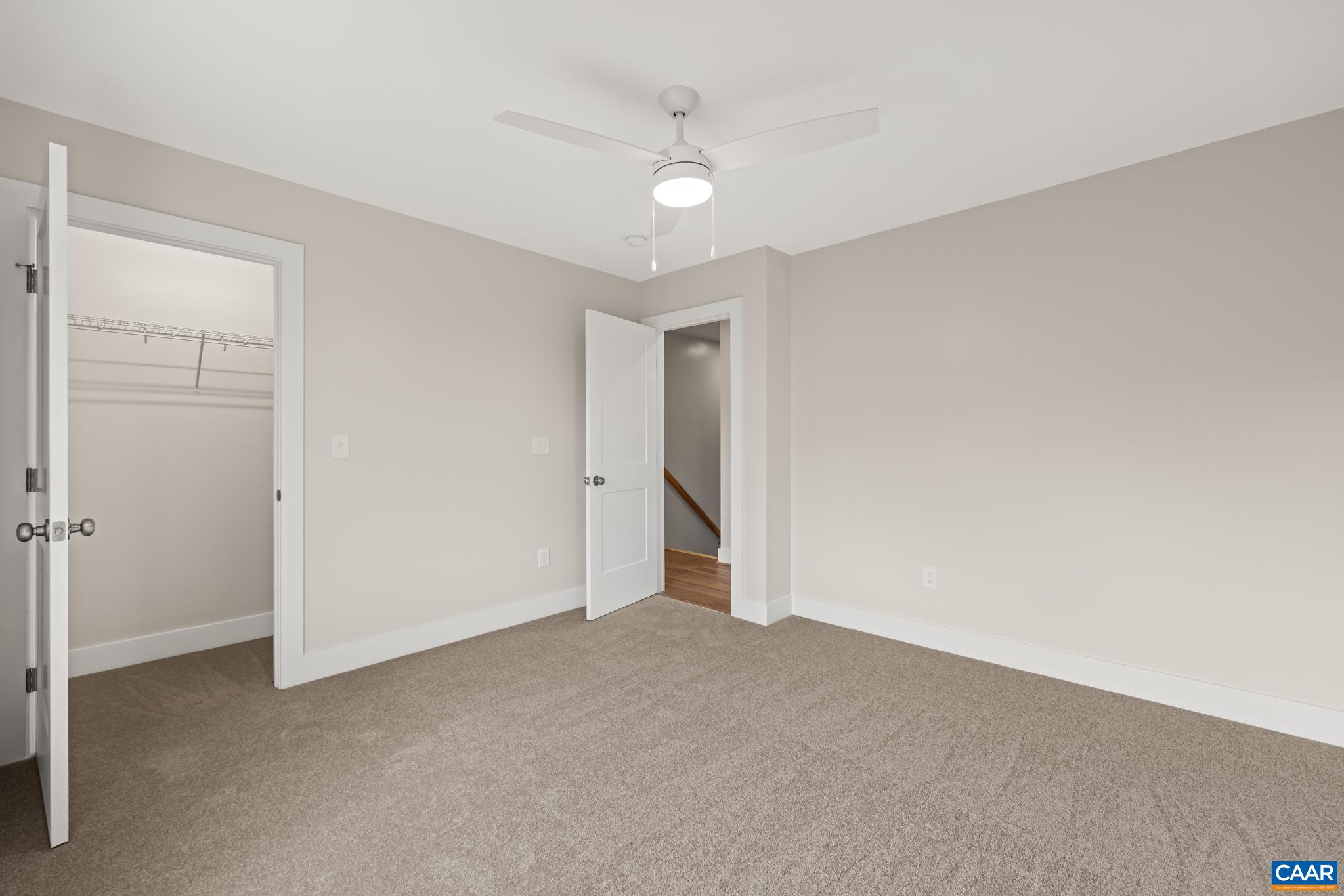 242 Palmer Pl