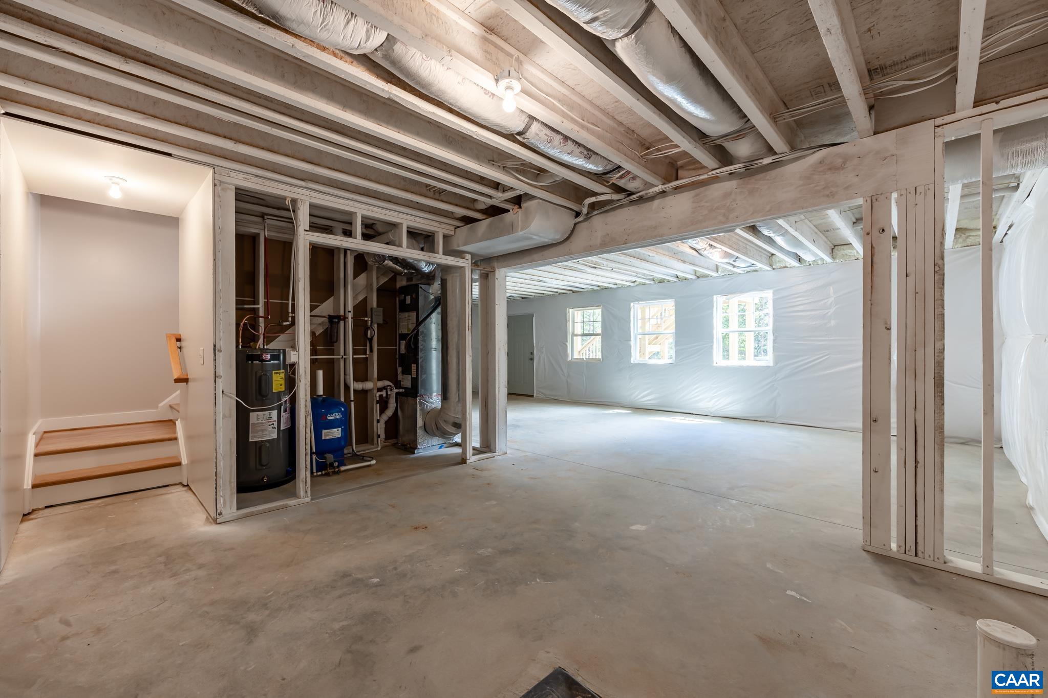 242 Palmer Pl