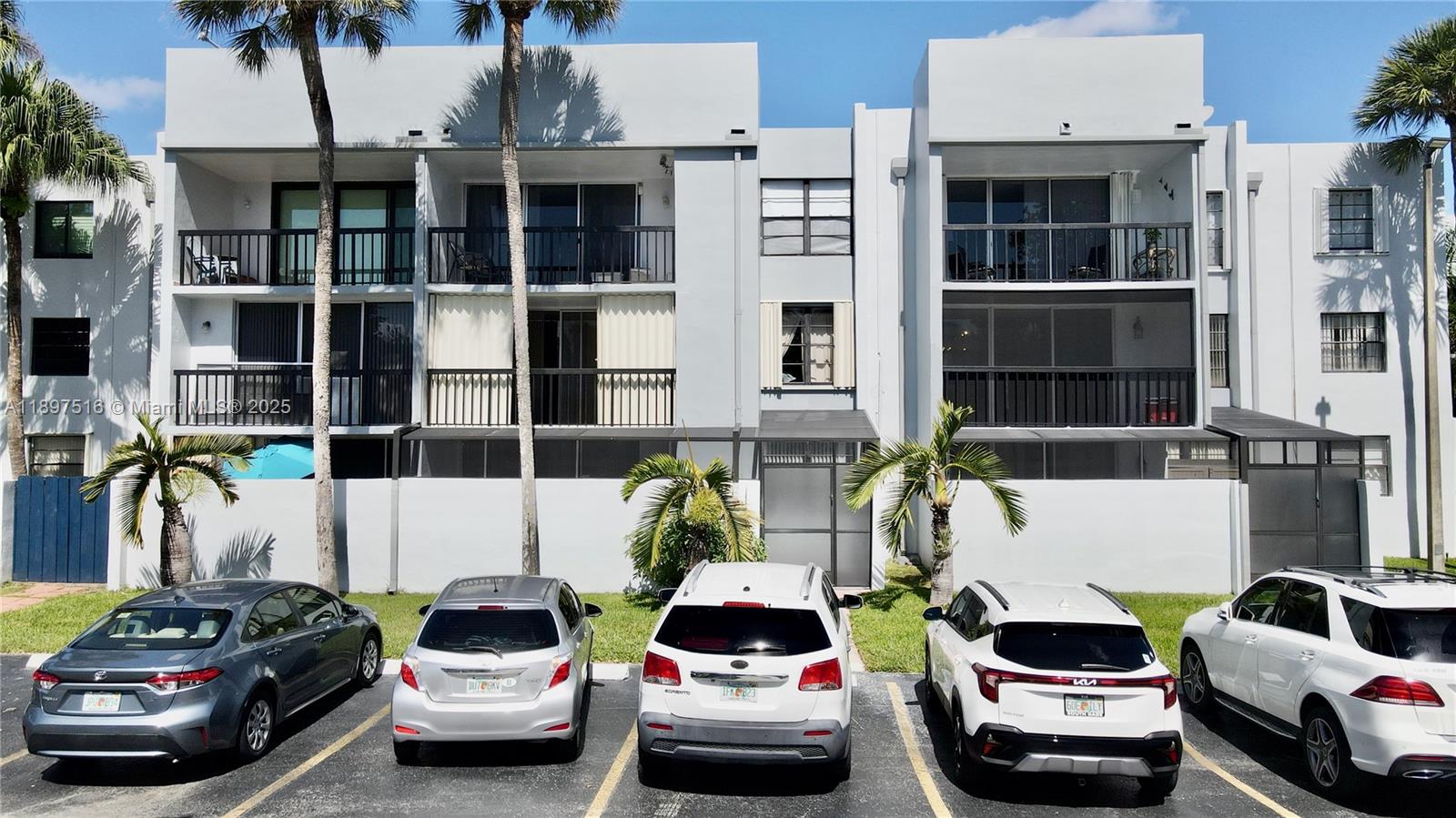 Gardens Of Kendall So Con