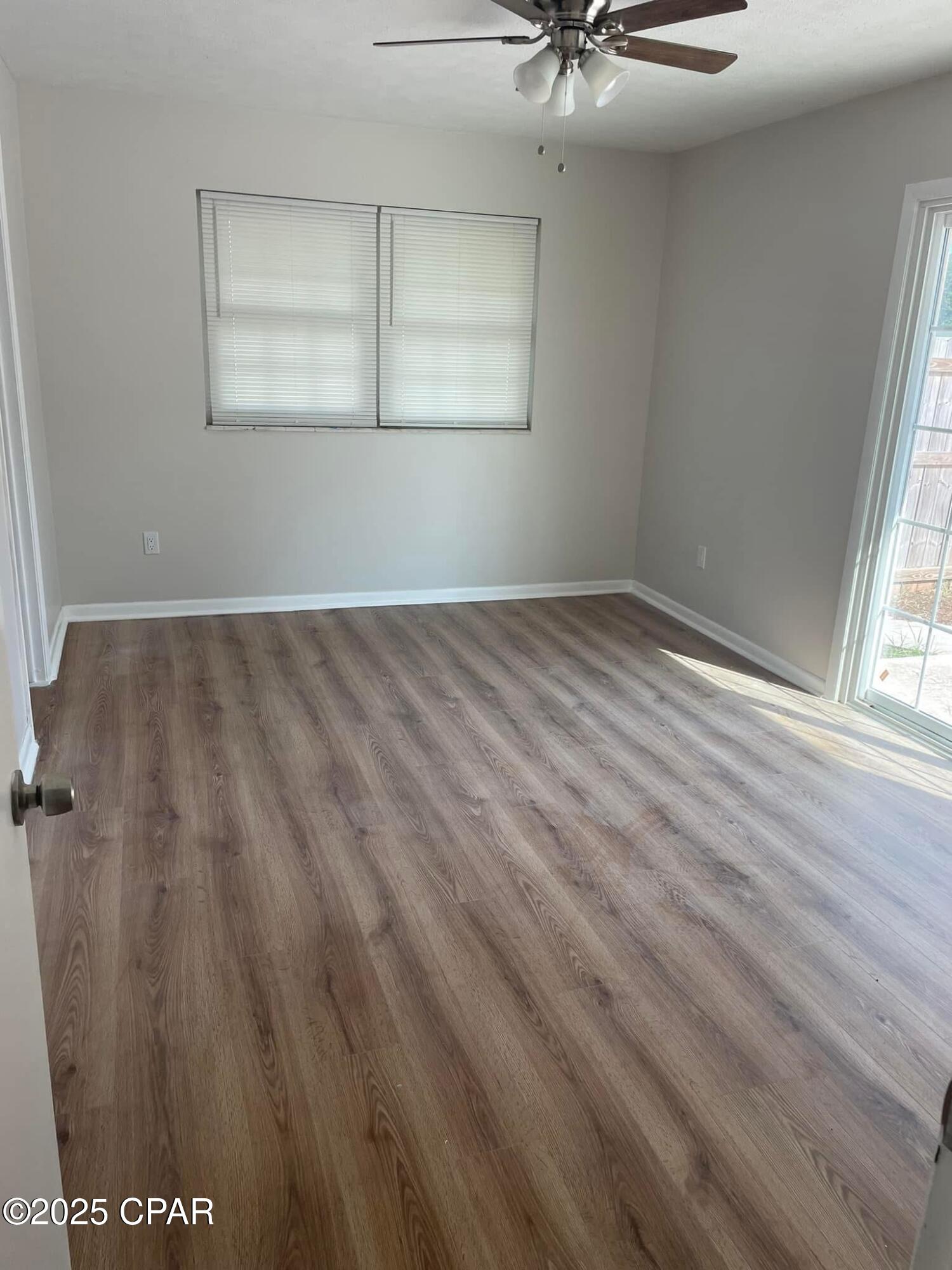 Image 10 For 102 Hershel Court