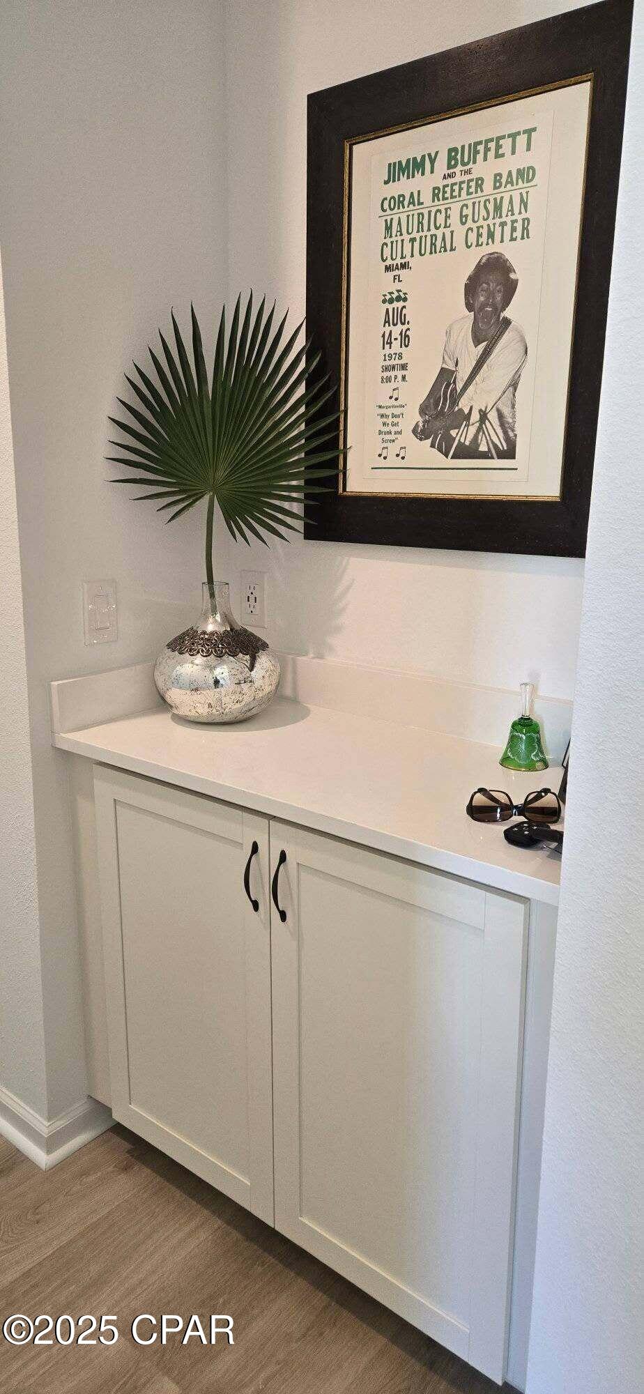 Image 8 For 9235 Paradise Drive