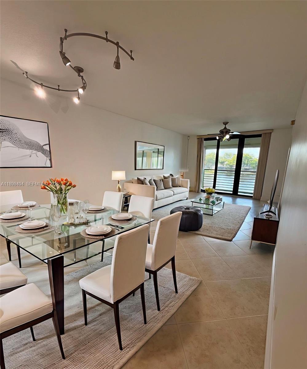 Gardens At Pembroke Lakes