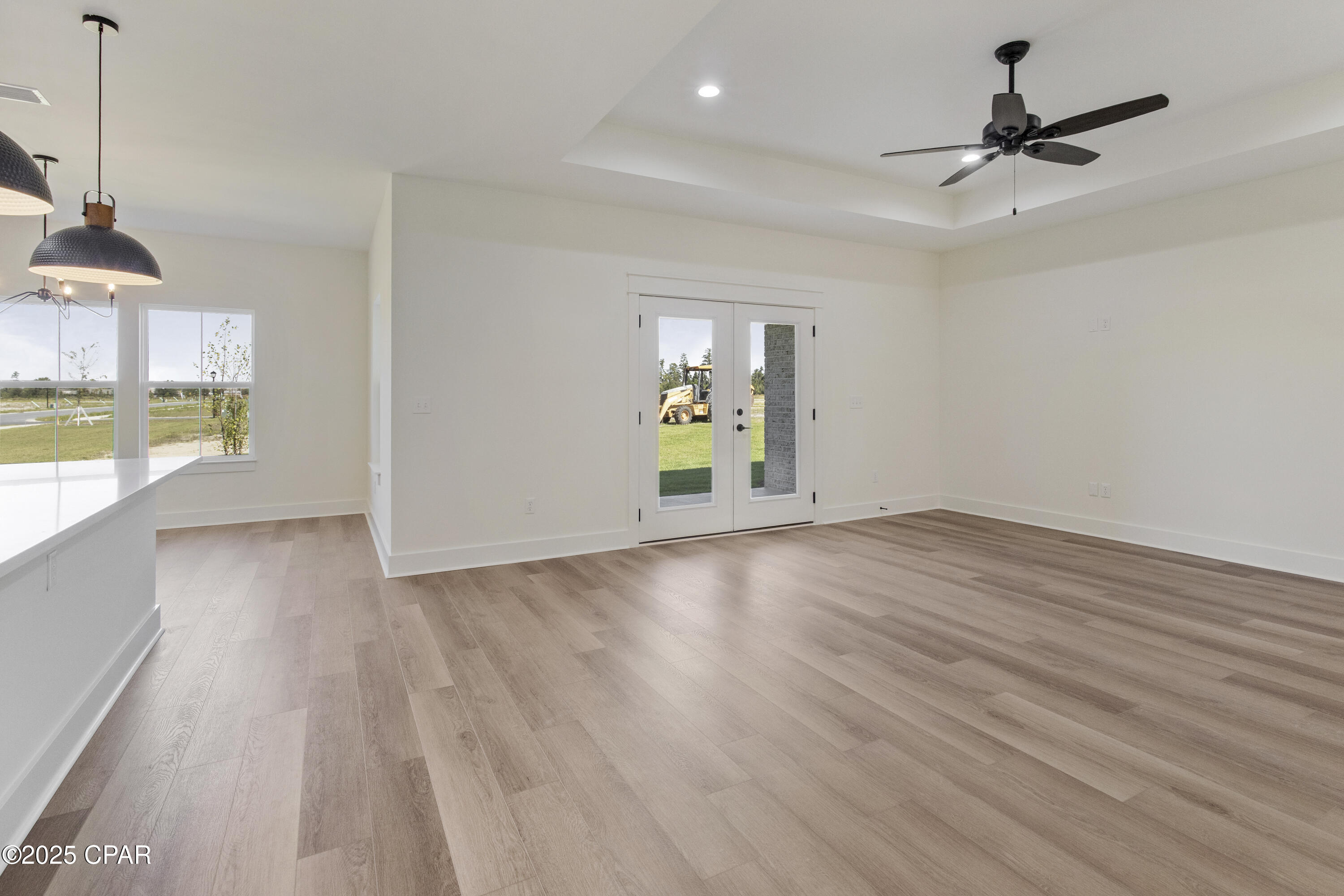 Image 4 For 3813 Red Deer Circle