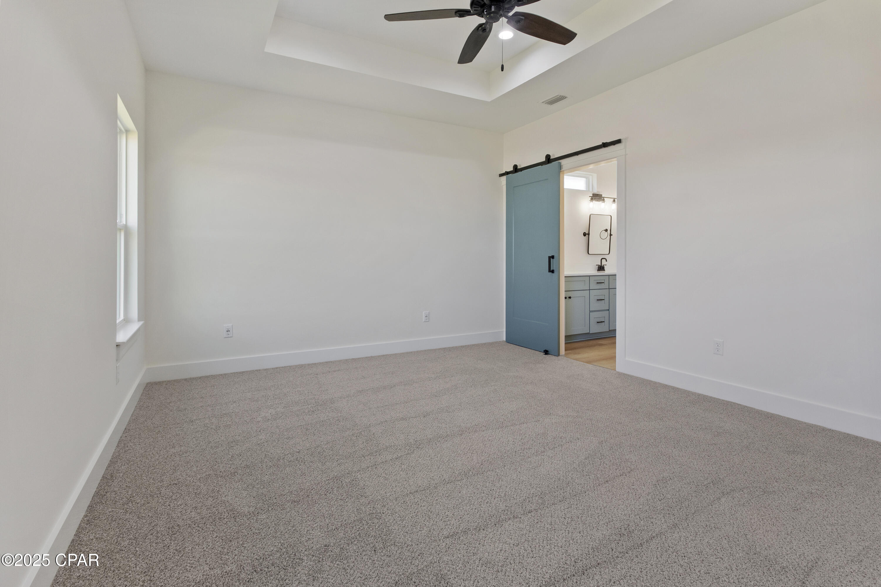 Image 5 For 3813 Red Deer Circle