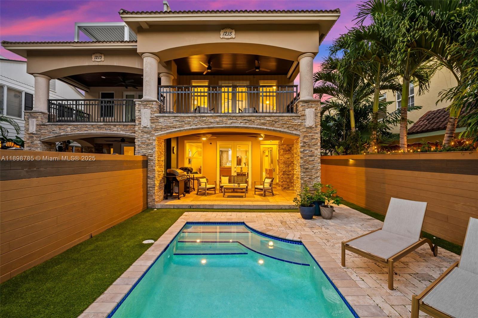 Luxury townhome in Victoria Park on one of its most beautiful streets just off E. Broward and walking distance to Las Olas. Nearly 3,500 sq ft with a private pool, 2 car garage and elevator. Open layout with high ceilings, multiple living areas and great natural light. Ideal for anyone wanting space and walkability.3 Full bedrooms and 3 and half bathrooms. Primary bath was fully gutted and redesigned with spa finishes. Additional top floor flex space (gym/office/playroom) opens to a large rooftop terrace with potential for sauna, spa or outdoor kitchen. New ACs, new water heater and whole house water filtration. Dog friendly with private outdoor area and close to the dog park. No HOA