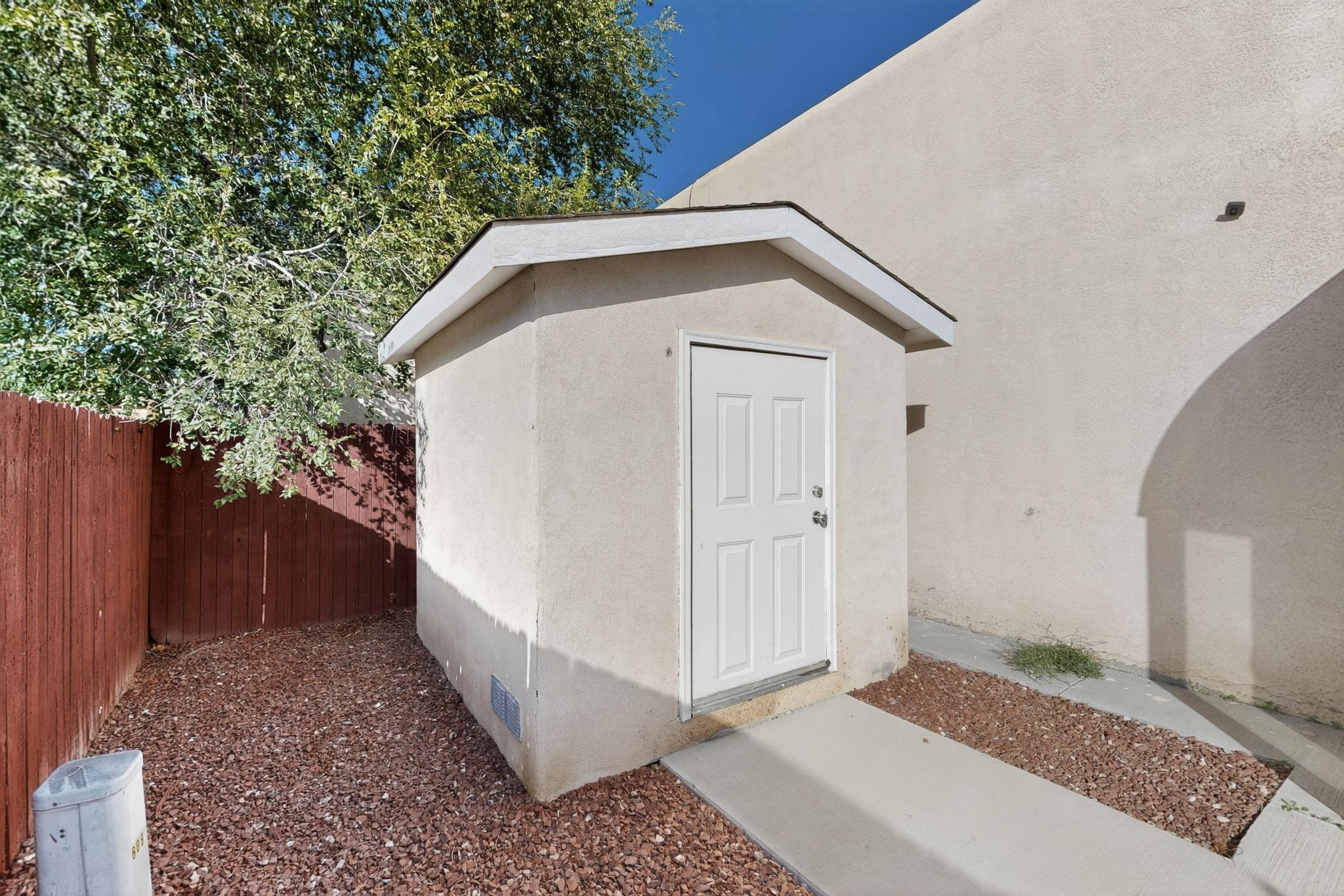 Homes for sale in Los Lunas, NM | 609 Wanda Ct Sw, Los Lunas, NM 87031 | MLS# 1093228