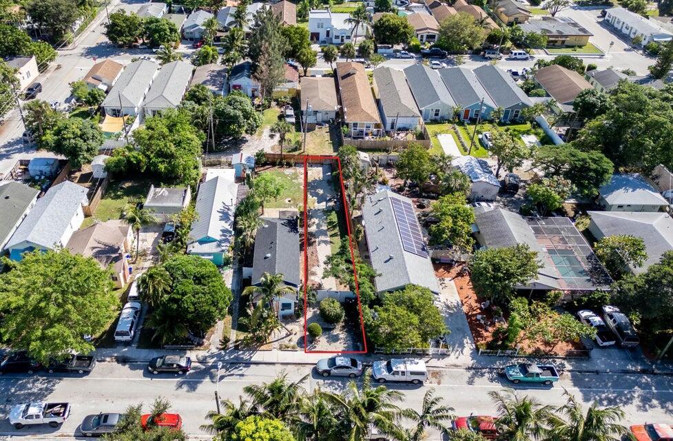 Homes for sale in Lake Worth Beach, FL | 320 N D Street, Lake Worth Beach, FL 33460 | MLS# R11133843