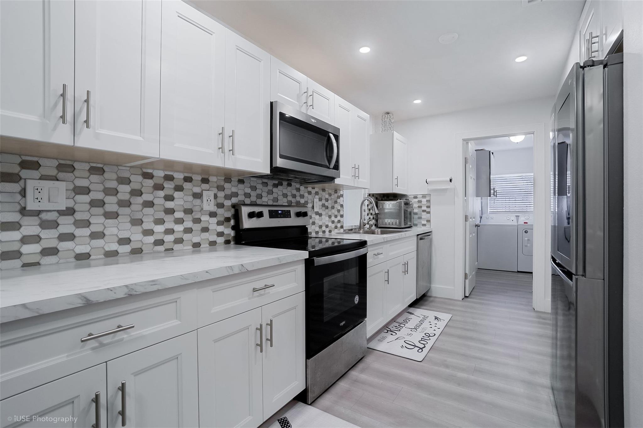 1211 Nw 50th Ave Lauderhill FL 33313 | F10532411