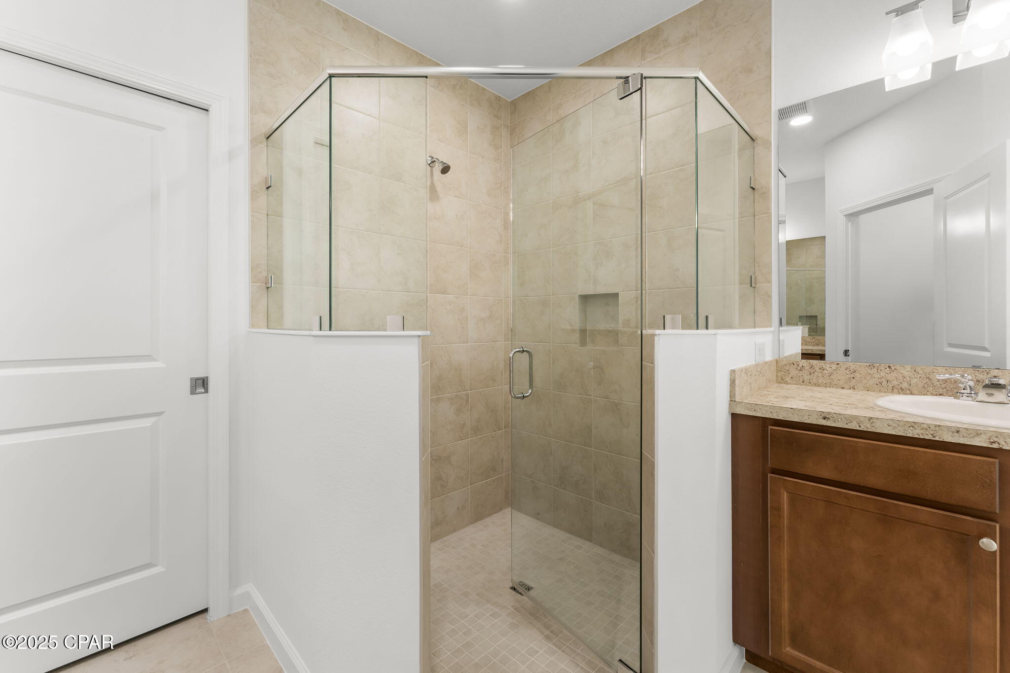 Image 11 For 8414 Hang Loose Court