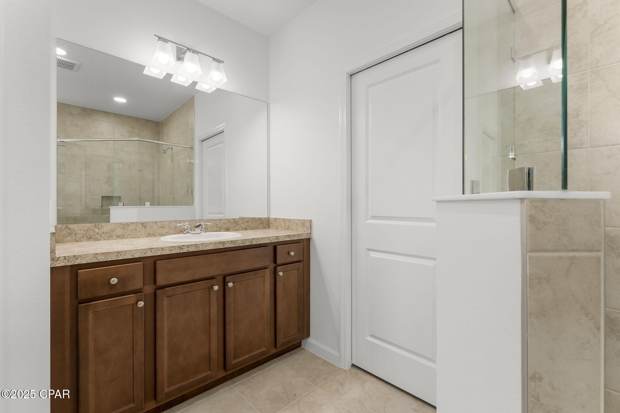 Image 9 For 8414 Hang Loose Court