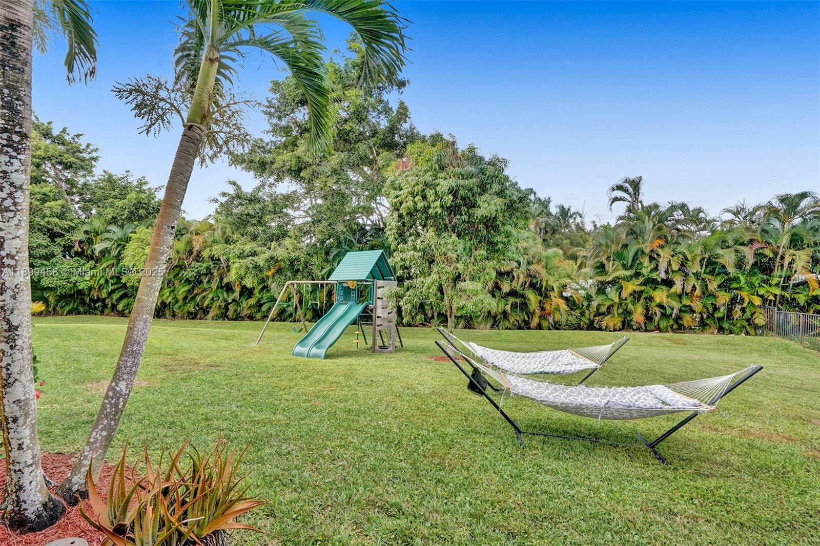 Homes for sale in Davie, FL | 13751 Pine Meadow Ct, Davie, FL 33325 | MLS# A11899458