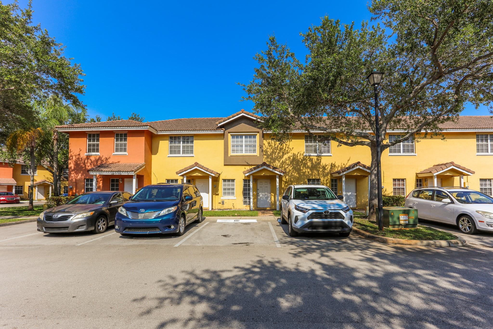 Homes for sale in Lauderhill, FL | 4149 Nw 67th Te #4149, Lauderhill, FL 33319 | MLS# F10532693