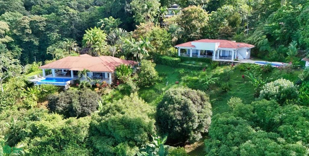 6 bed Single Family Homes For Sale in Osa, Puntarenas - 1