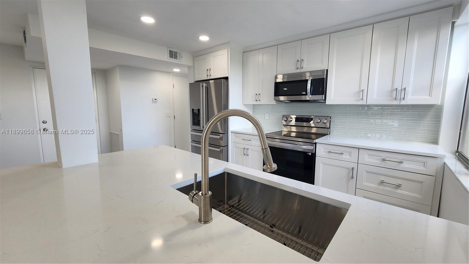 Lavers Delray Racquet Clu