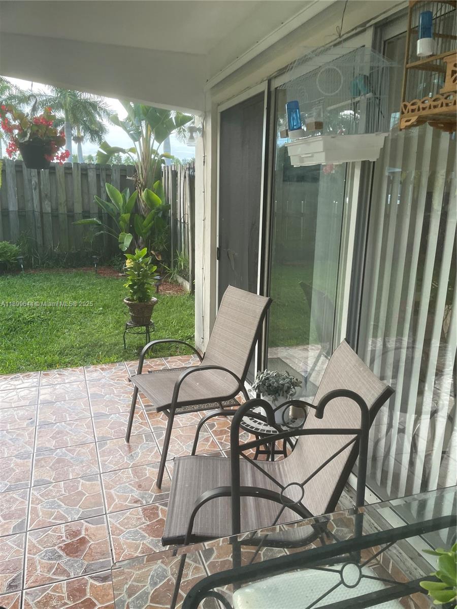 Paradise At Dadeland Cond