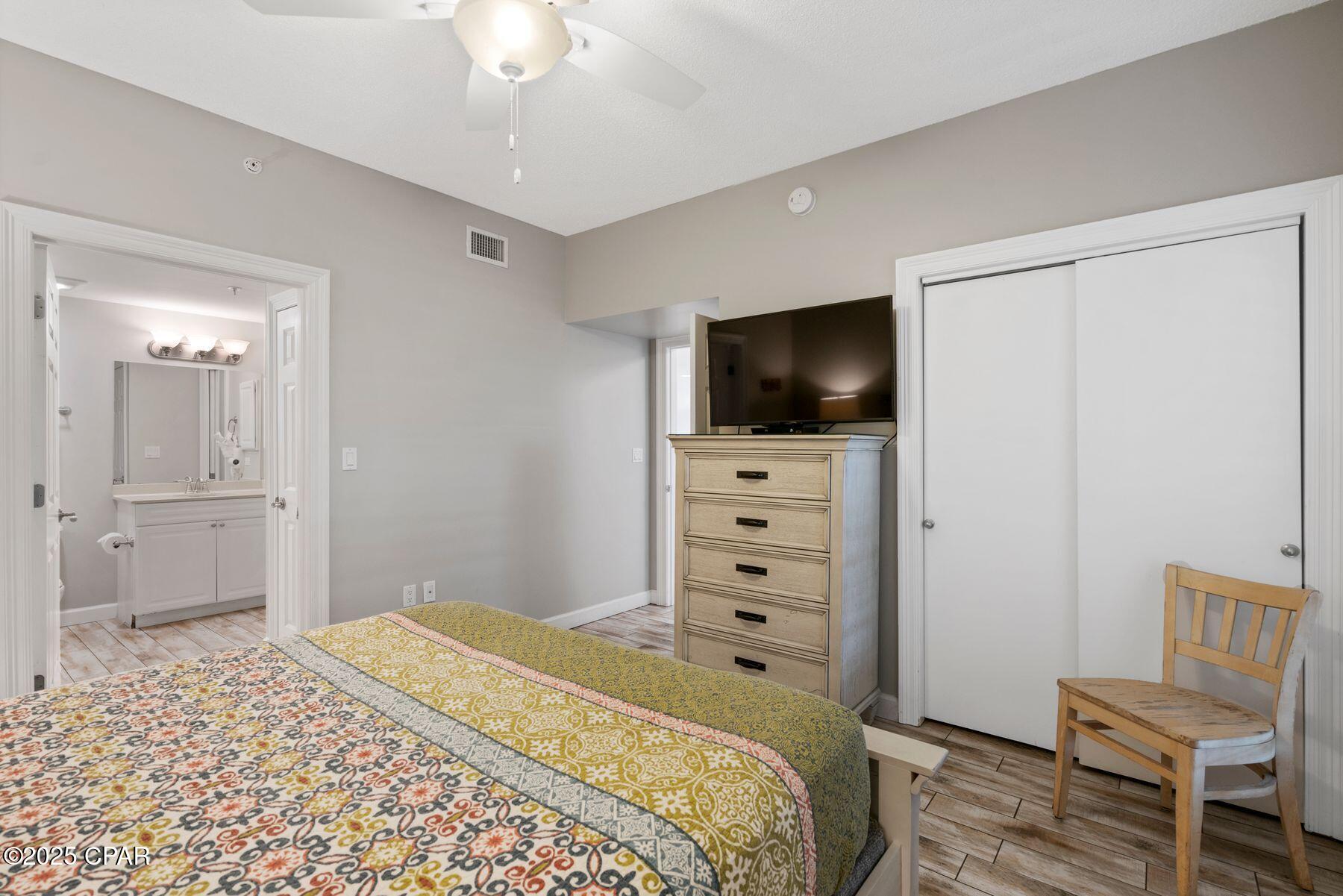 Image 17 For 9450 Thomas Drive 1704bb