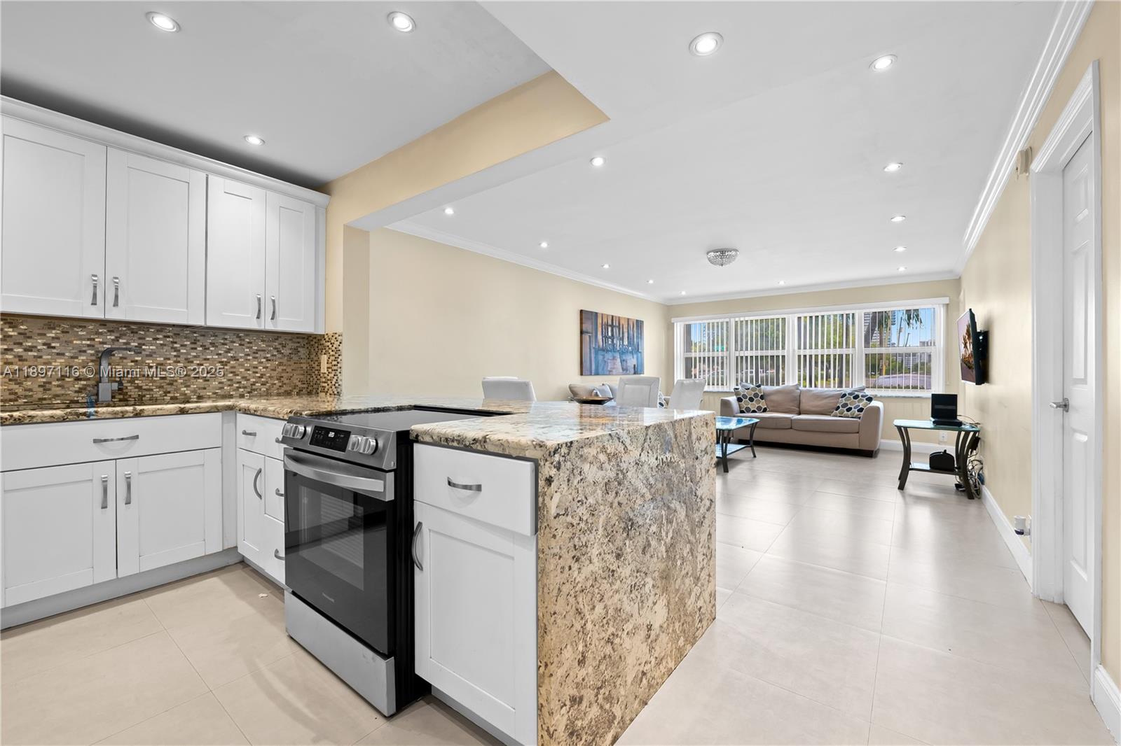 Second Gulfstream Garden