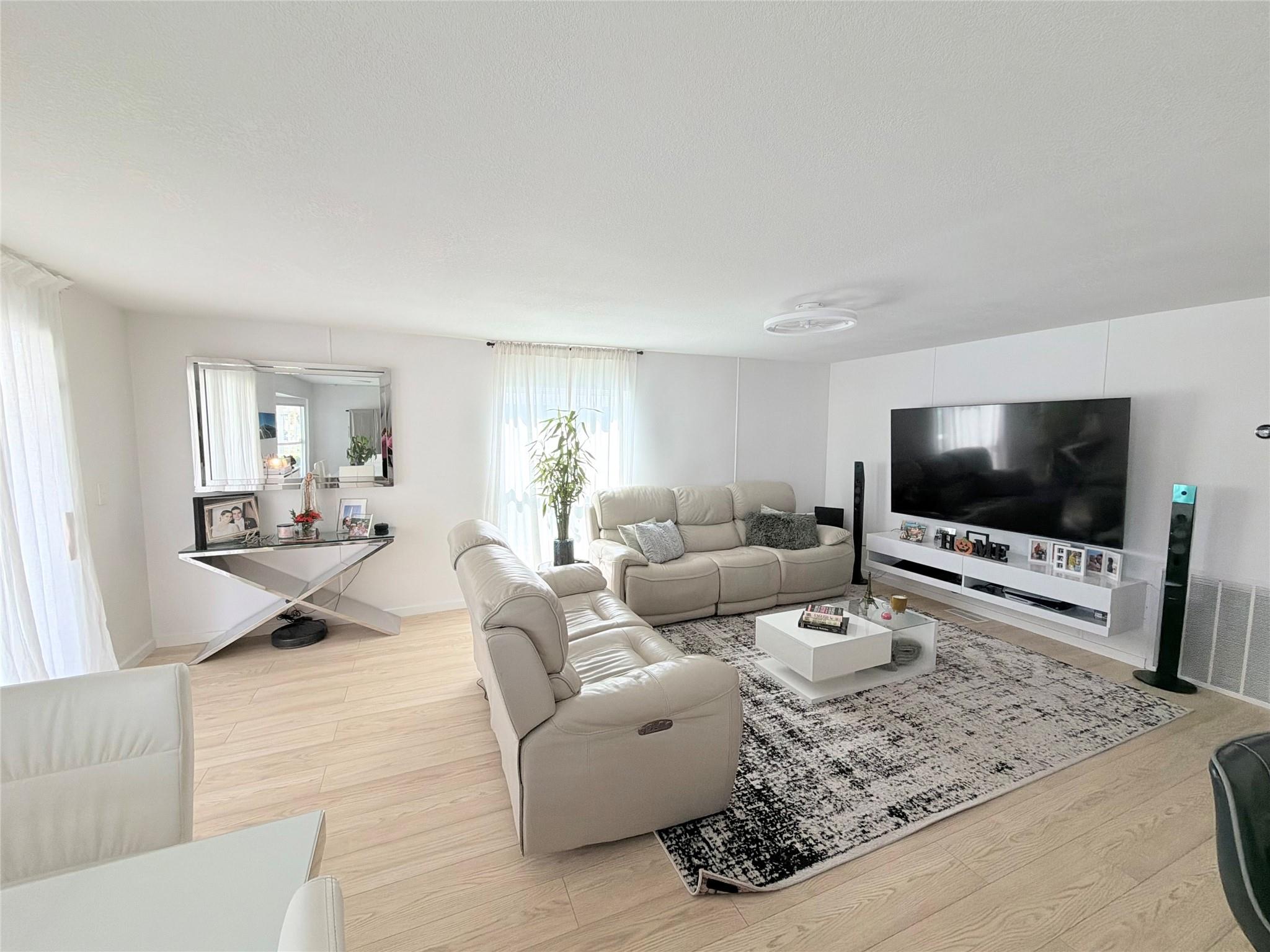 Homes for sale in Fort Lauderdale, FL | 5221 Sw 25Th Ave, Fort Lauderdale, FL 33312 | MLS# F10532739