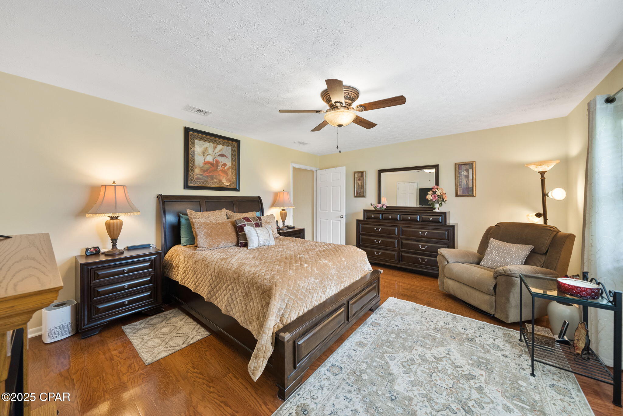 Image 17 For 2916 Fairmont Drive