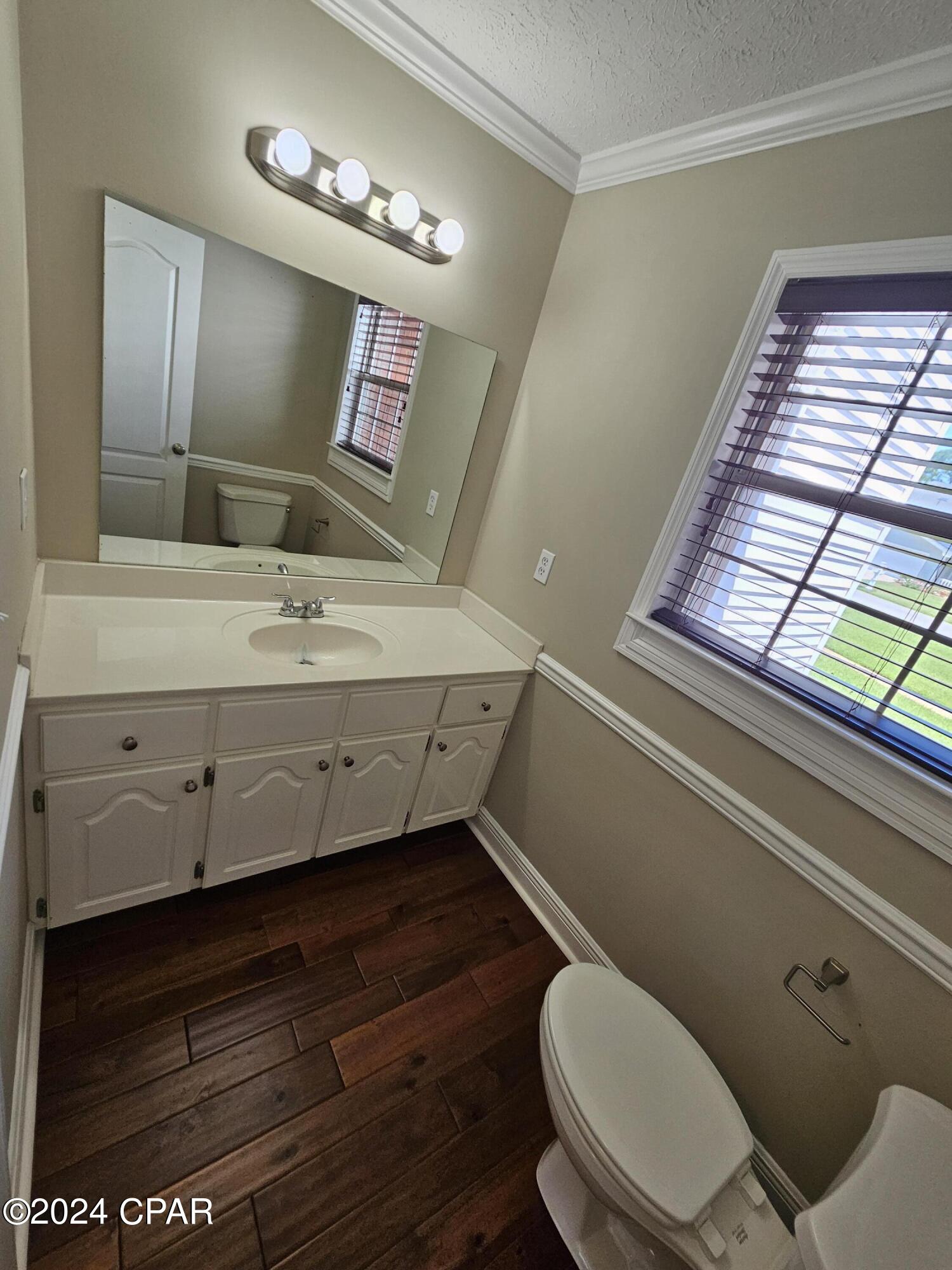 Image 33 For 2103 Coral Drive