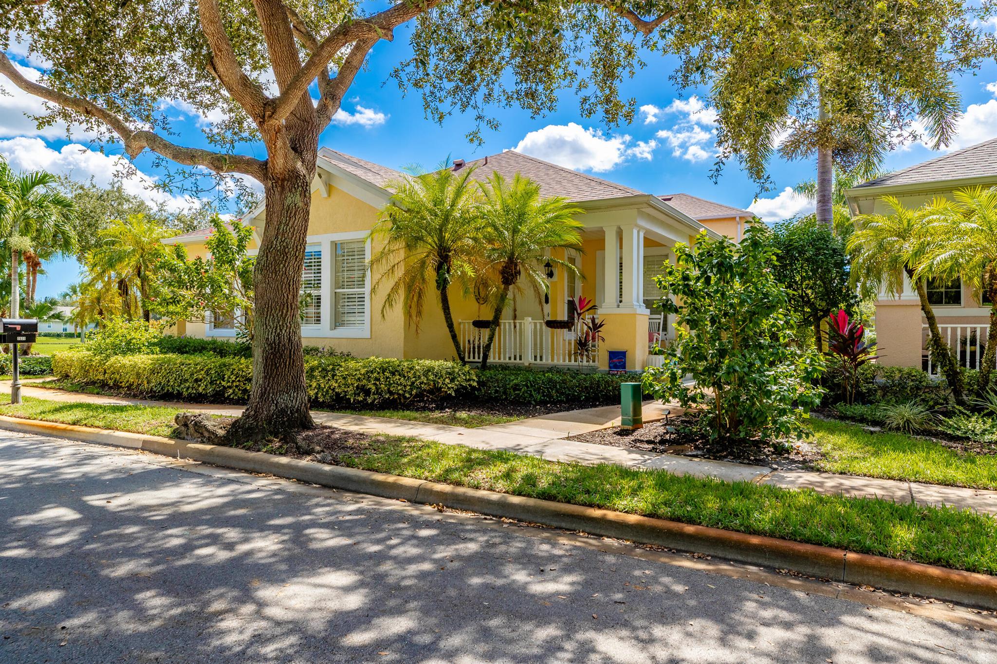 Pointe West Central Villa