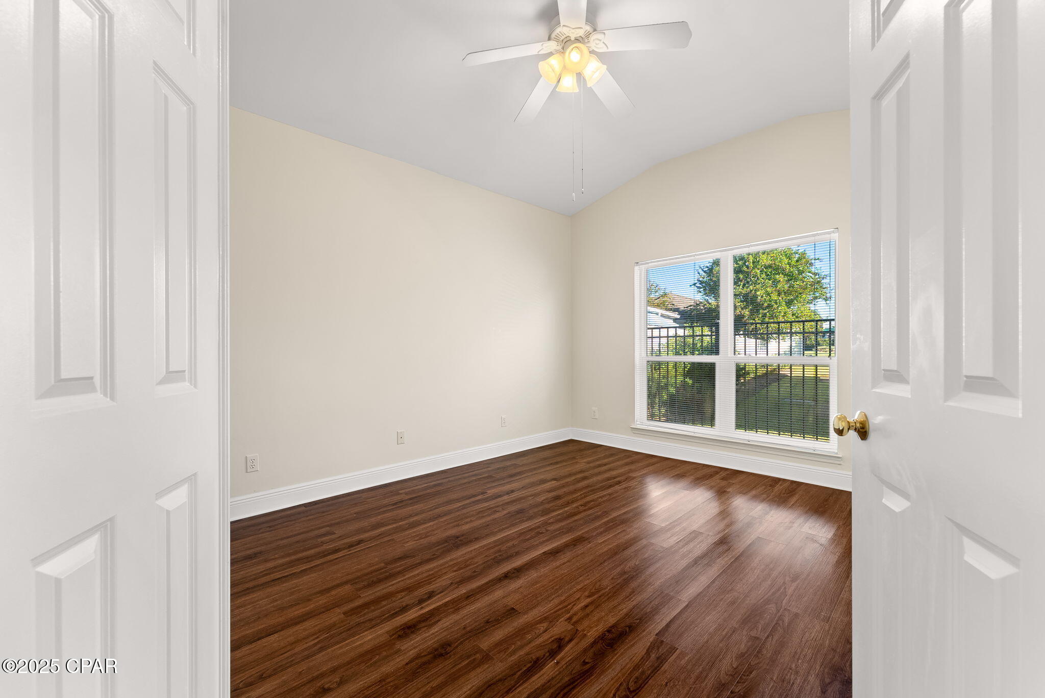 Image 14 For 4314 Legend Place 18