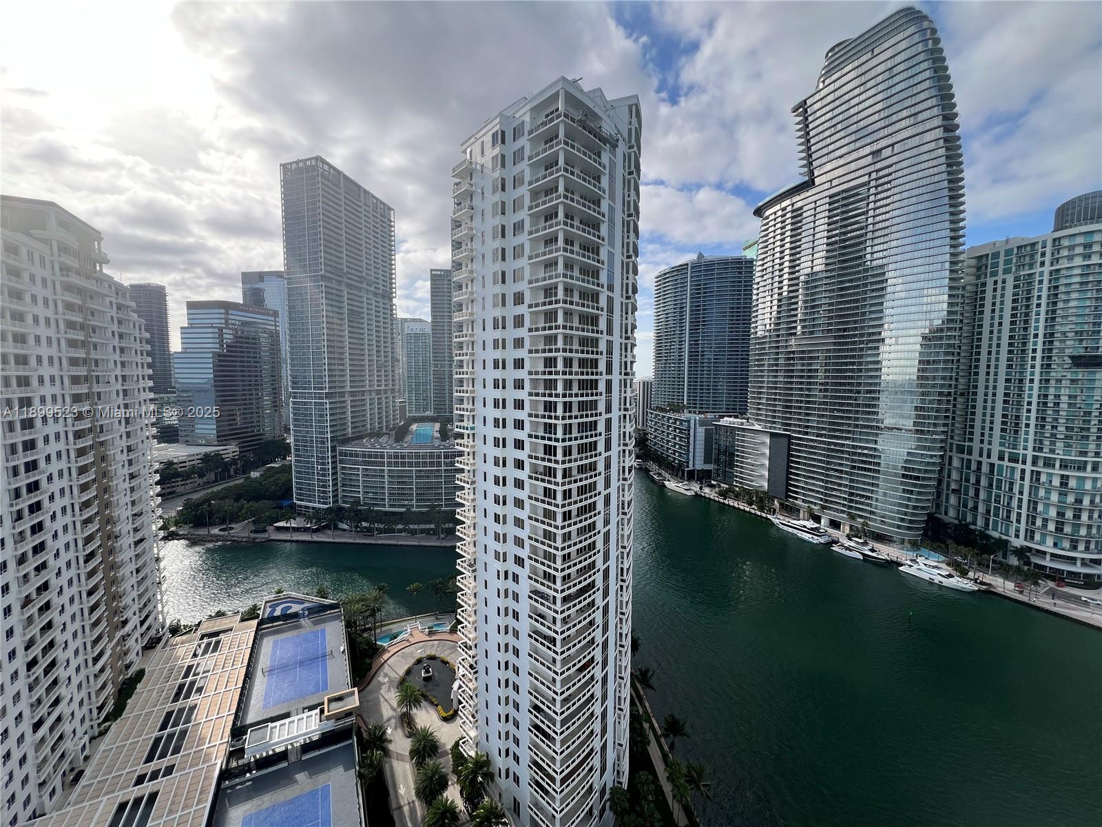 900 Brickell Key Blvd Unit 2205, Miami, Florida 33131