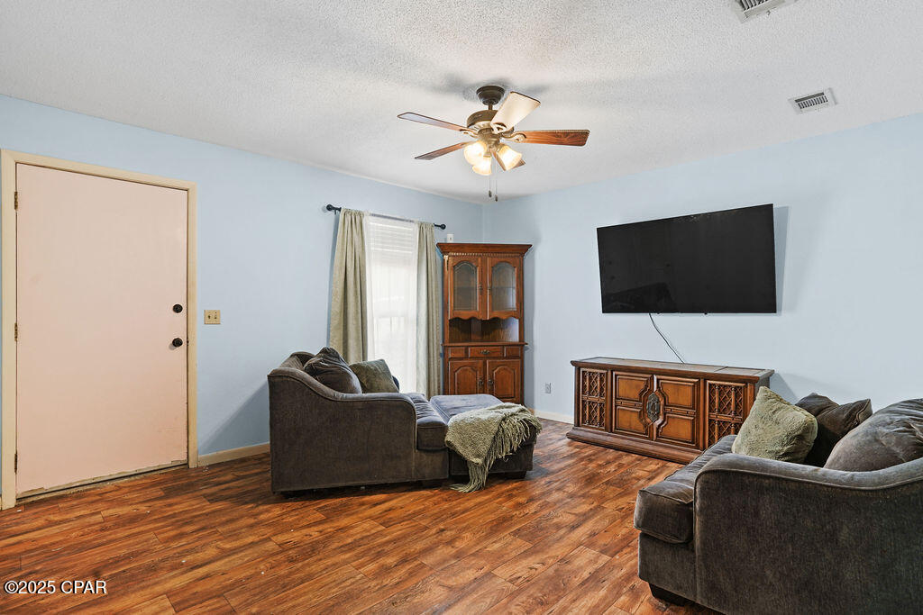 Image 7 For 2321 Idlewood Drive