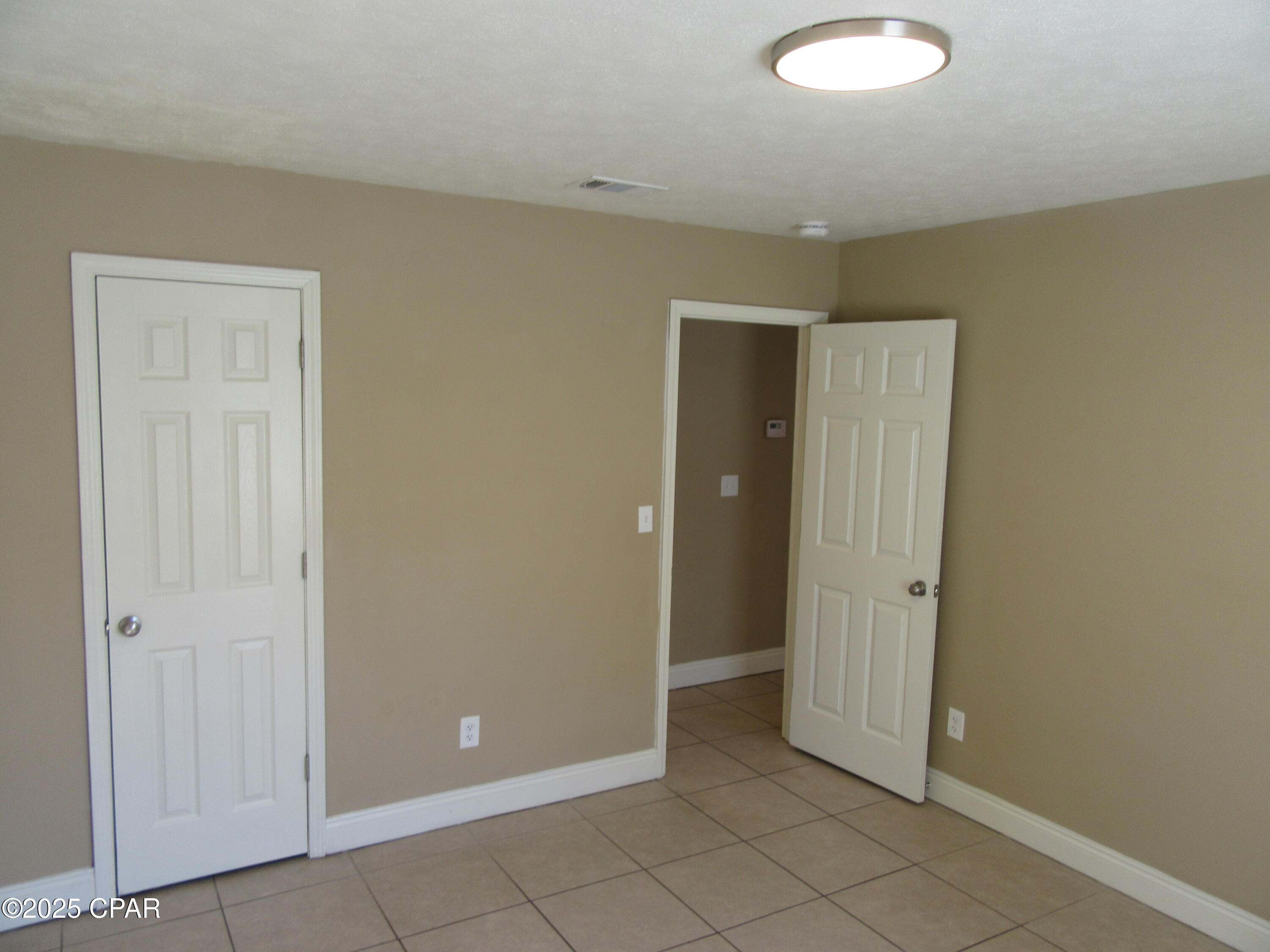 Image 10 For 1410 New York Avenue #c