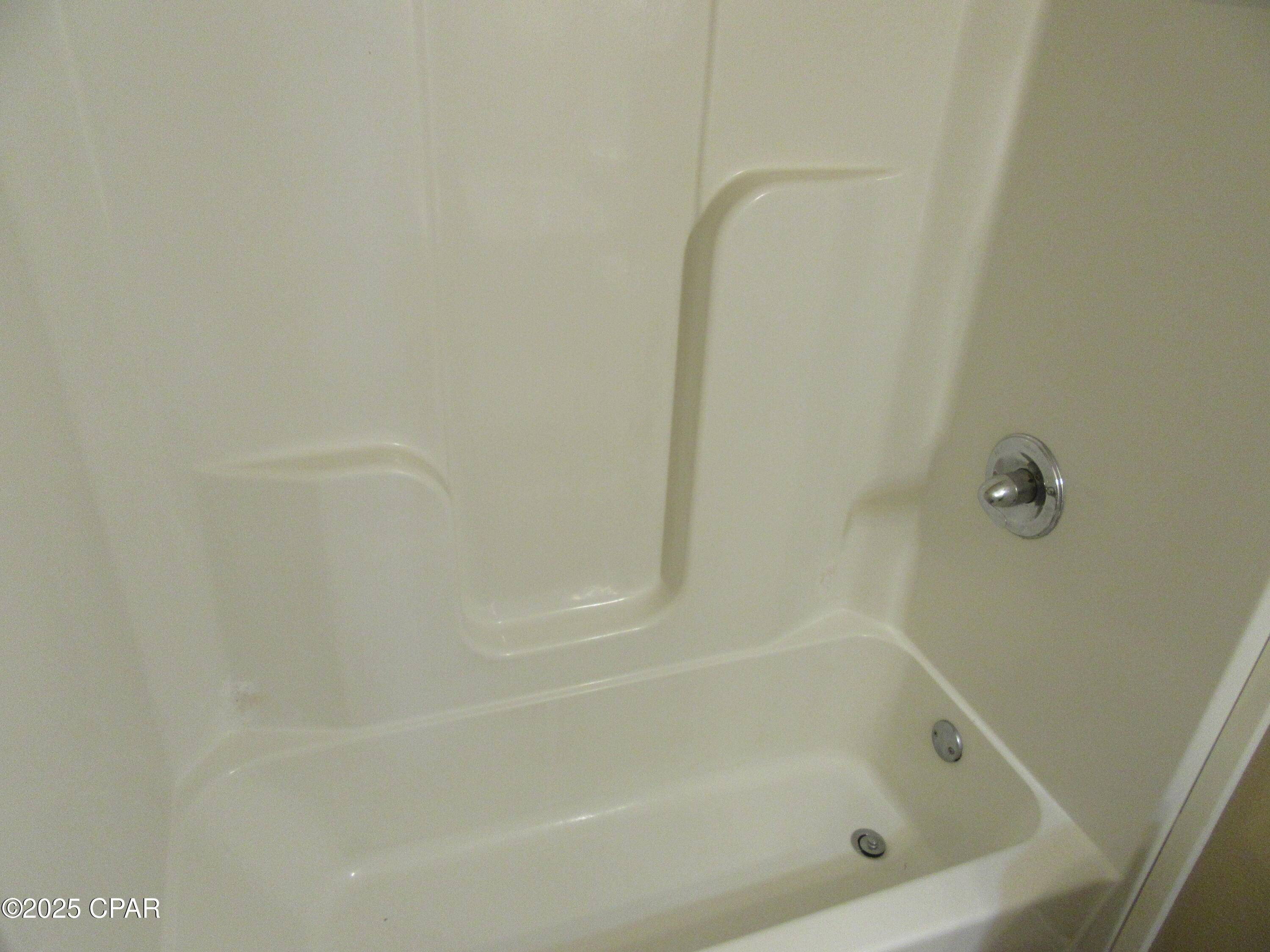 Image 12 For 1410 New York Avenue #c