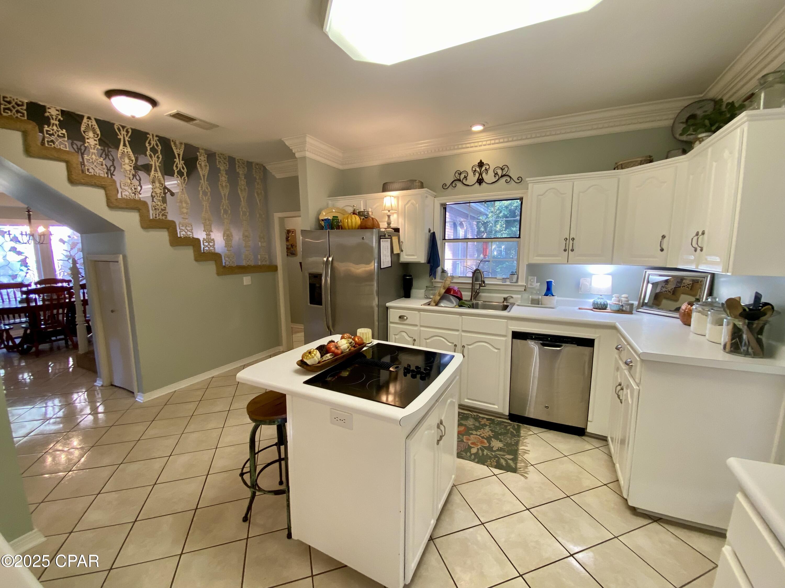 Image 8 For 4620 Oakwood Drive