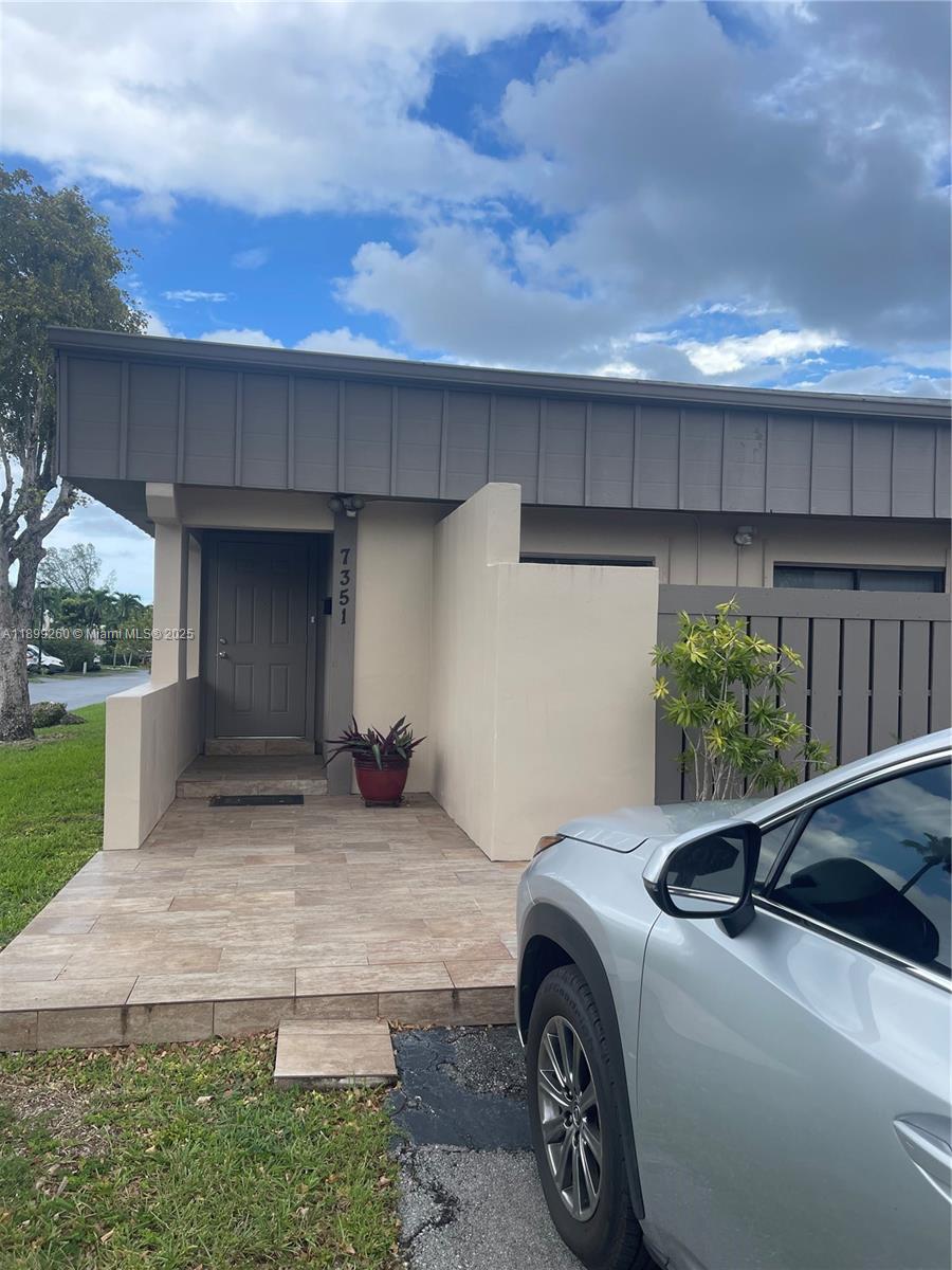 Creekside Villas Sec Two