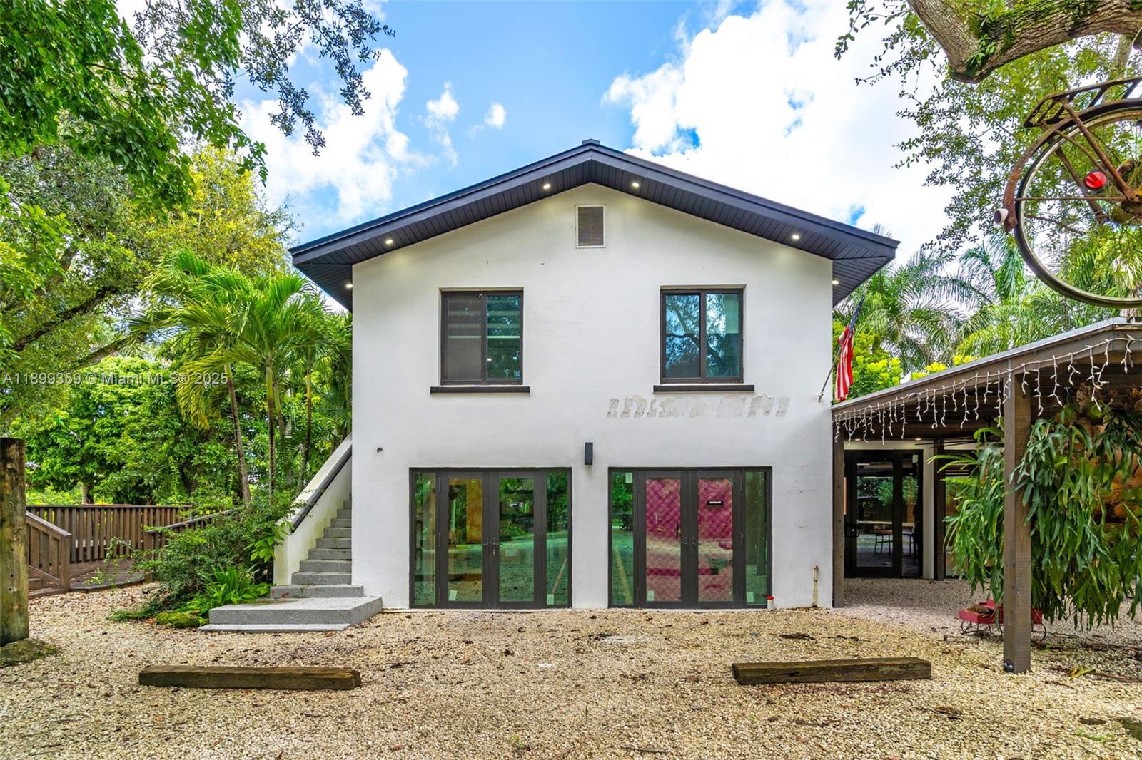 Lim. Use Convenience Store