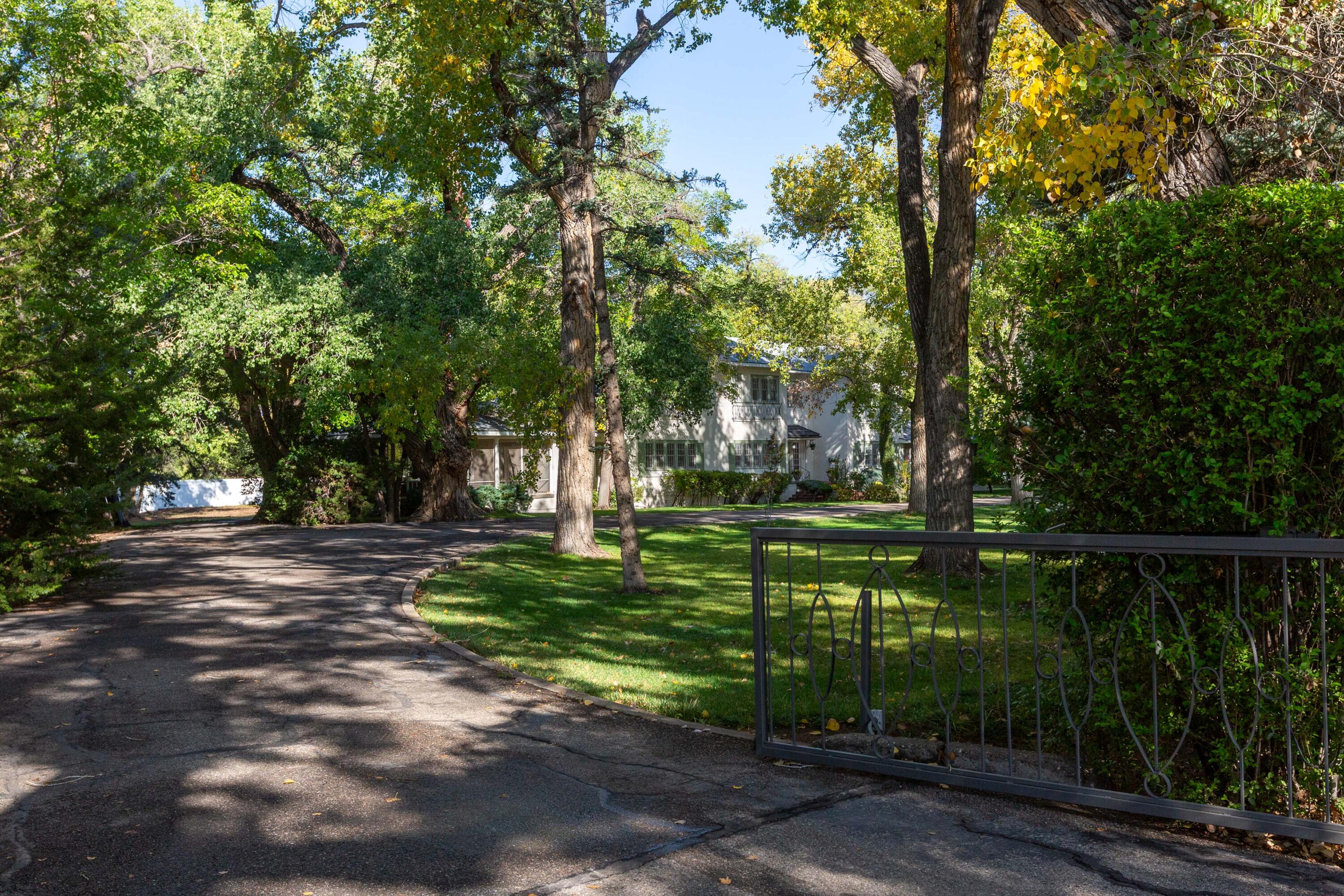 Homes for sale in Albuquerque, NM | 4117 Rio Grande Blvd Nw, Albuquerque, NM 87107 | MLS# 1093287