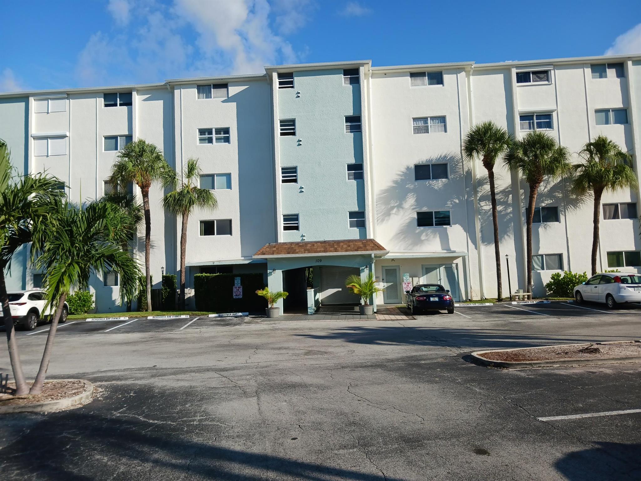 Schooner Bay Condo