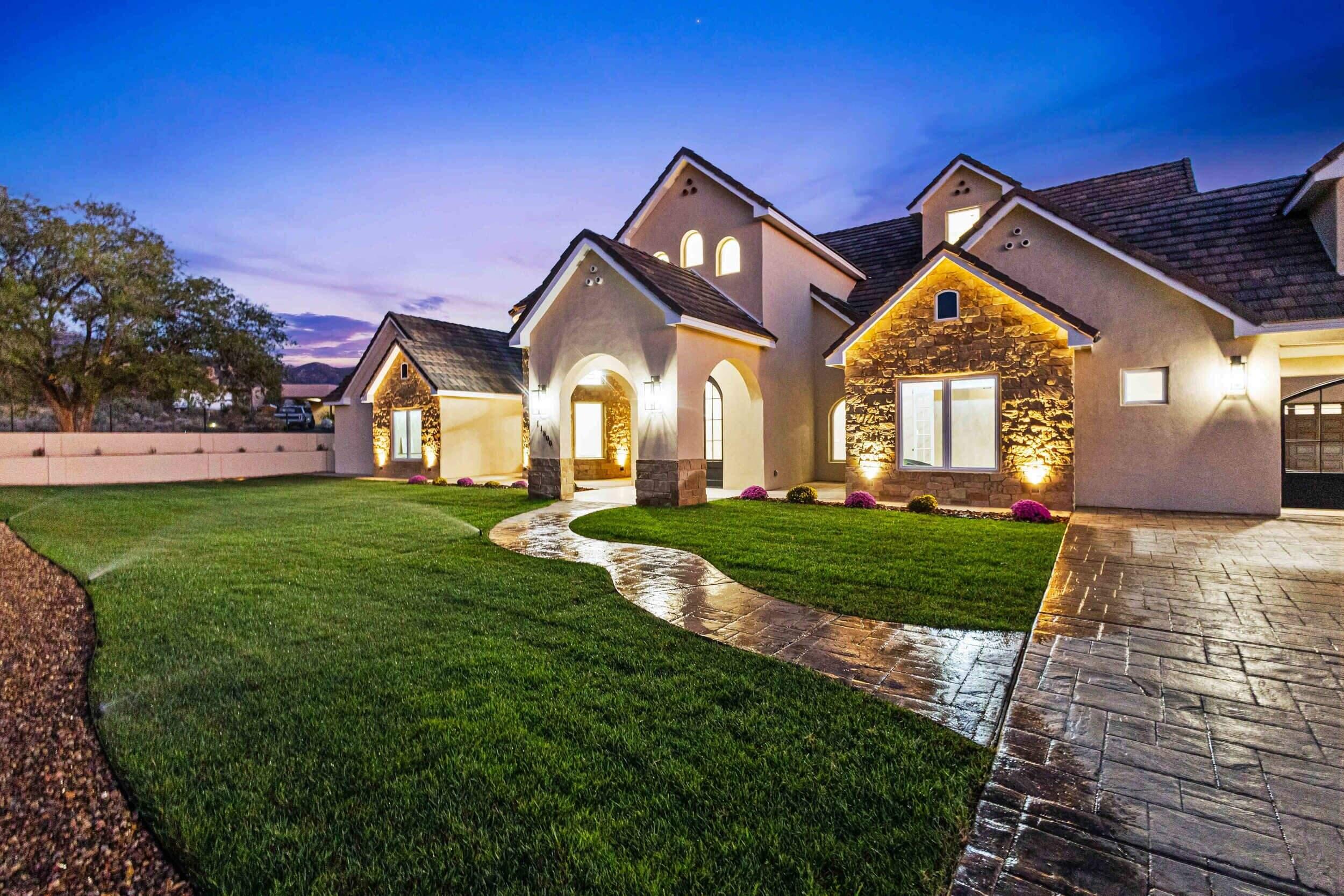 Photo 2 of Mansion for sale at 11800 Anaheim Ave Ne, Albuquerque, NM 87122 | MLS# 1093292 | Listing updated on 2026-10-10